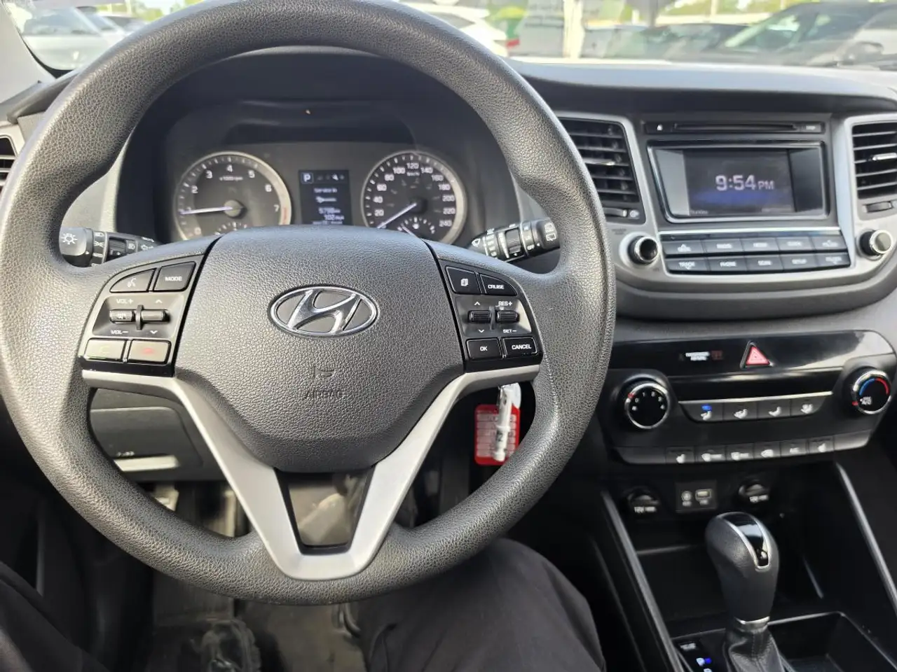 Hyundai TUCSON снимка Hyundai TUCSON