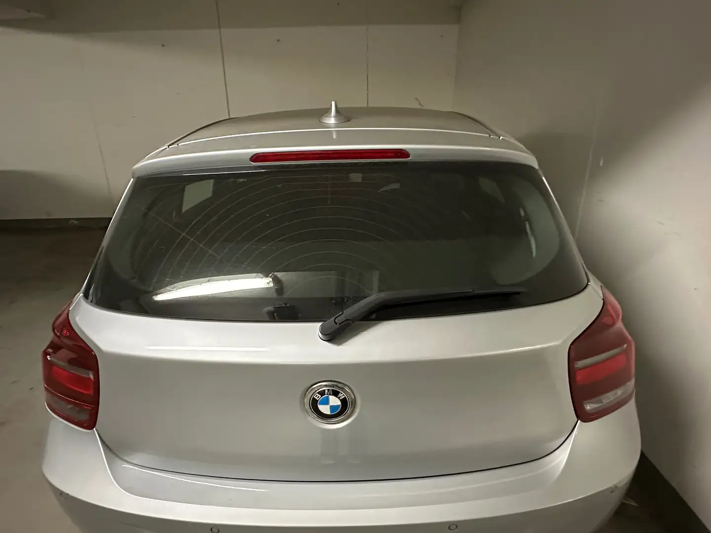 BMW 116 116i Silber - 1