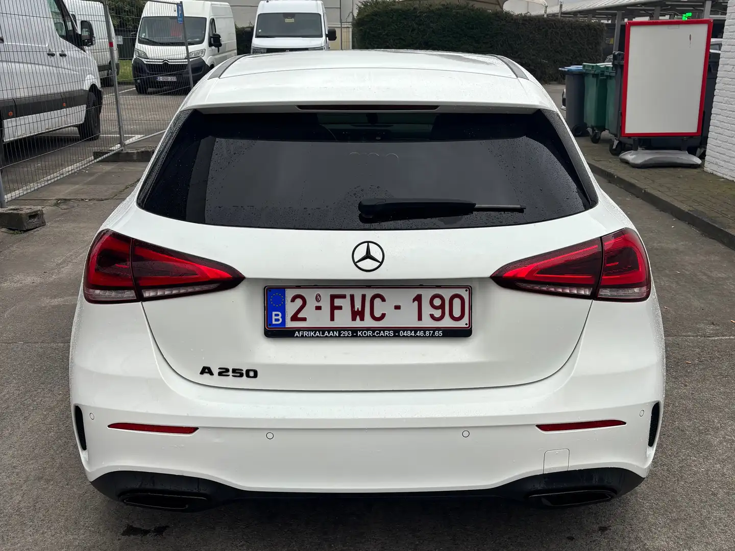 Mercedes-Benz A 250 A+250+7G-DCT+AMG+Line - 1