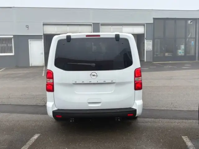 Opel Zafira AT GS XL Ansicht 4
