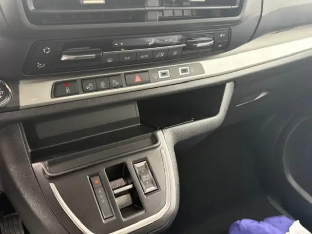 Opel Zafira AT GS XL Ansicht 11