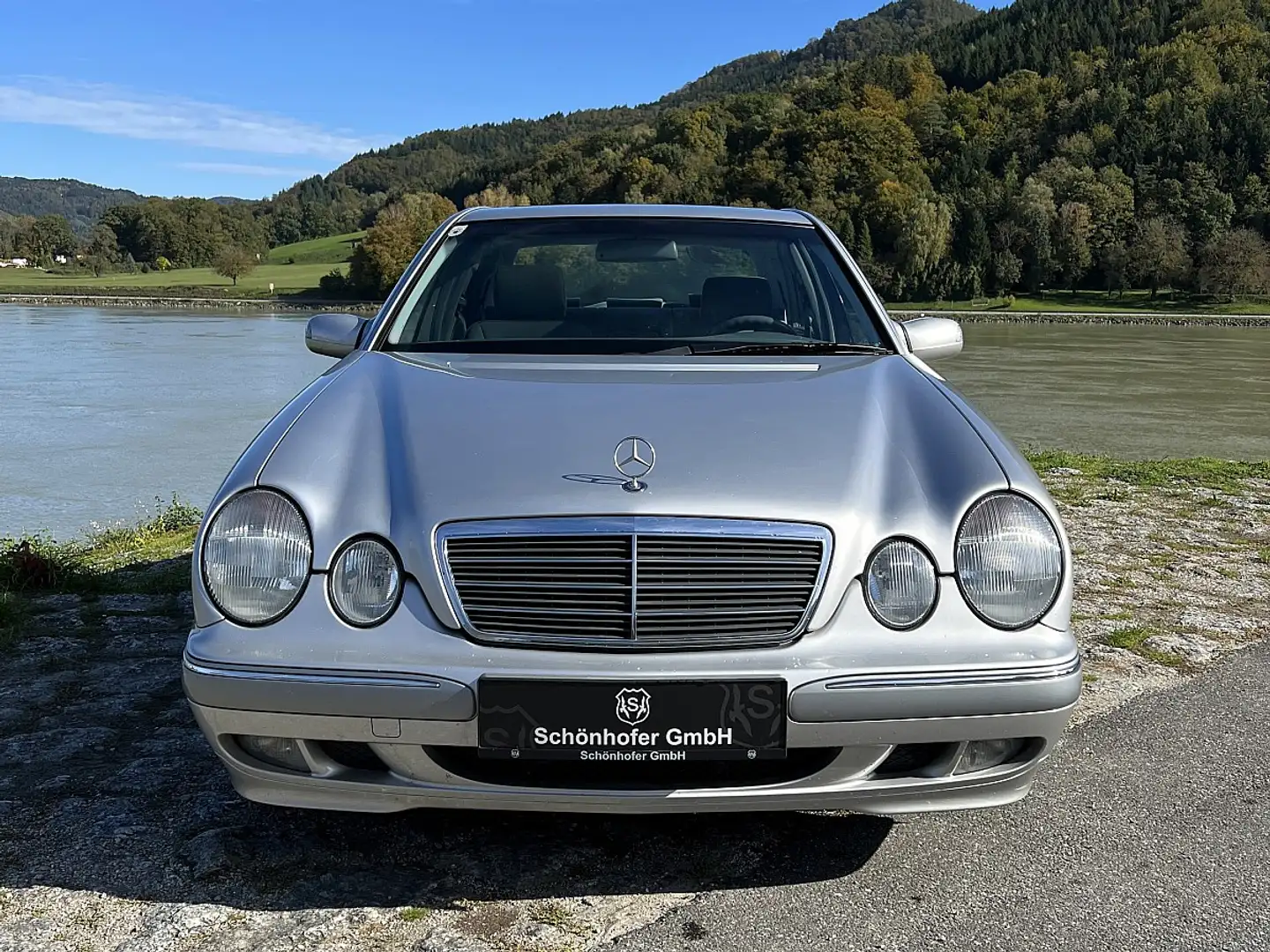 Mercedes-Benz E 270 Elegance CDI Silber - 2
