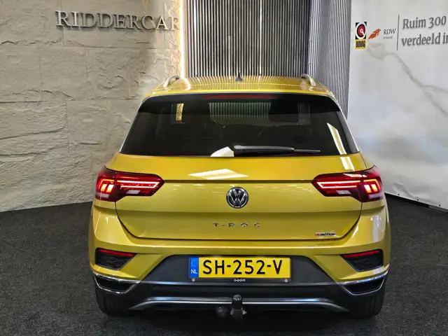 Volkswagen T-Roc view 7
