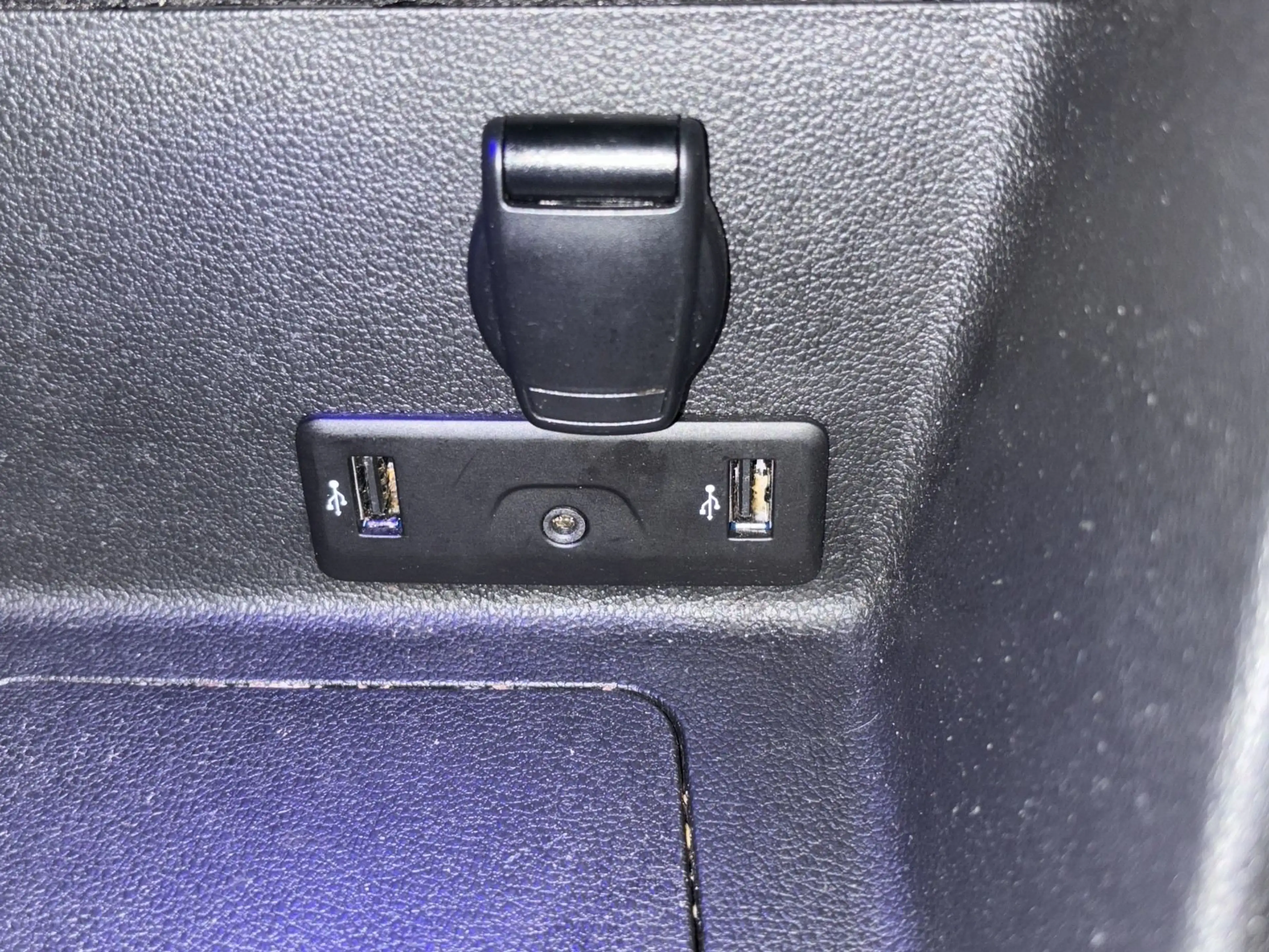 Renault Koleos TECHNO BLUE dCi 185 4WD Automatik — photo 13