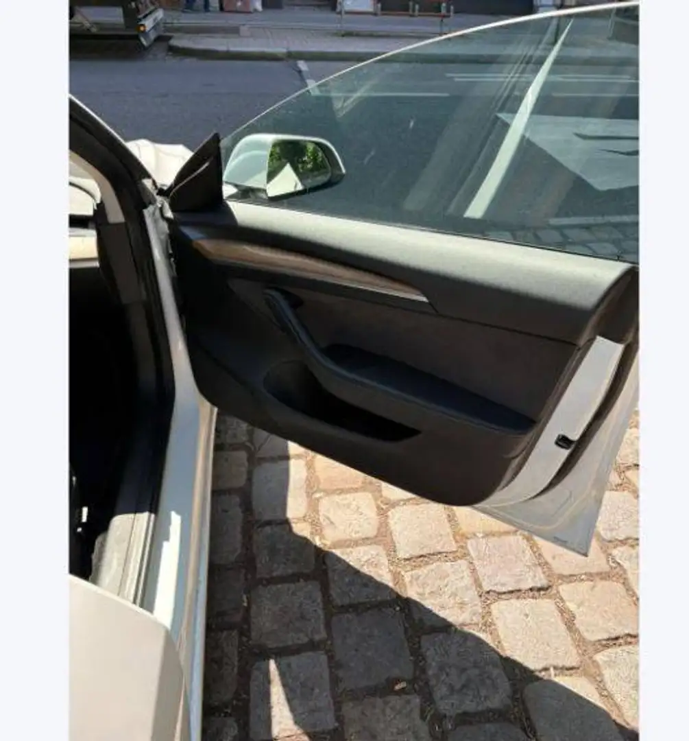Tesla Model 3 Model 3 Standard Range RWD 60kWh LFP Weiß - 2