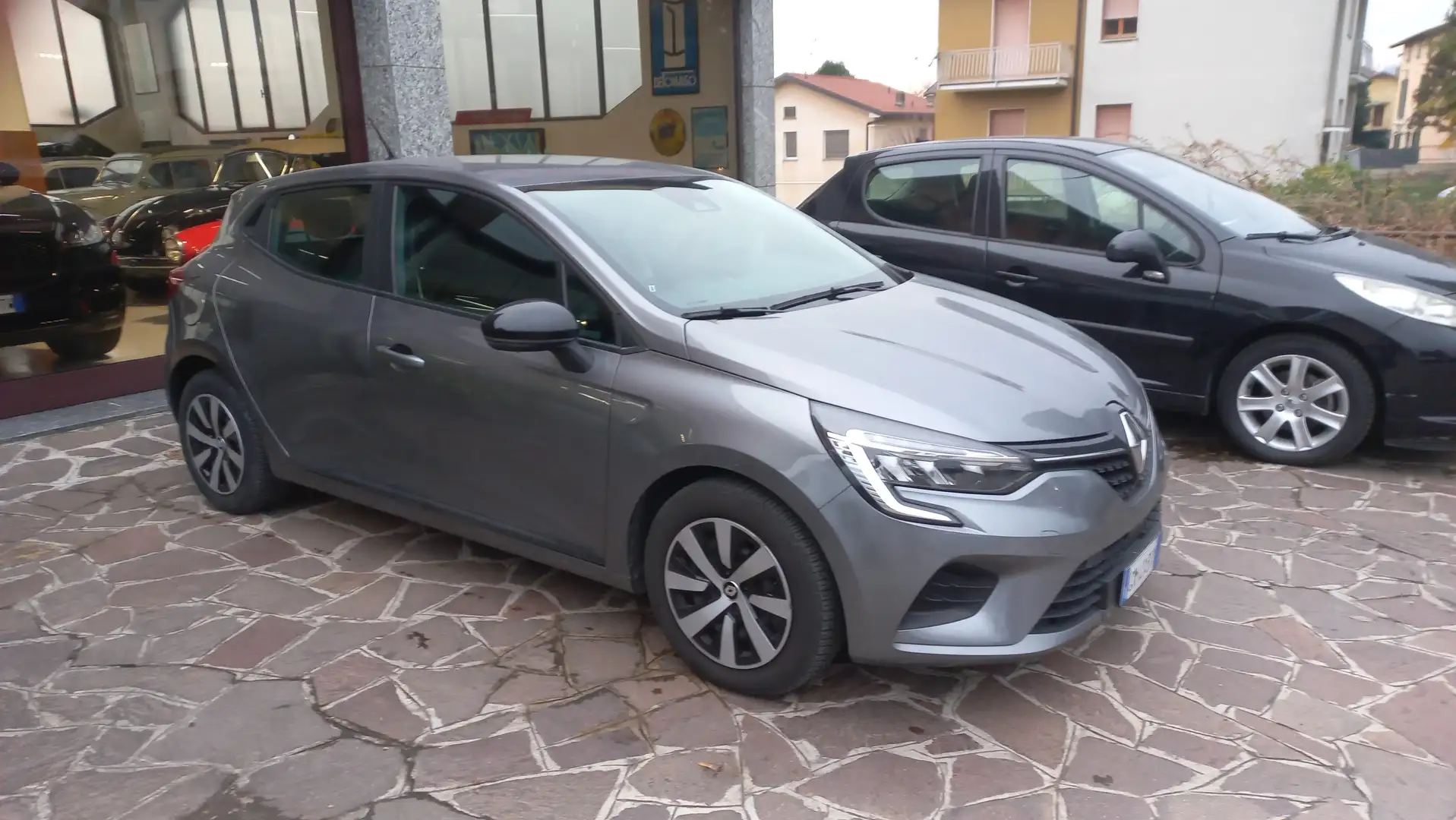 Renault Clio Clio 1.0 sce Zen 65cv my21 Grigio - 2