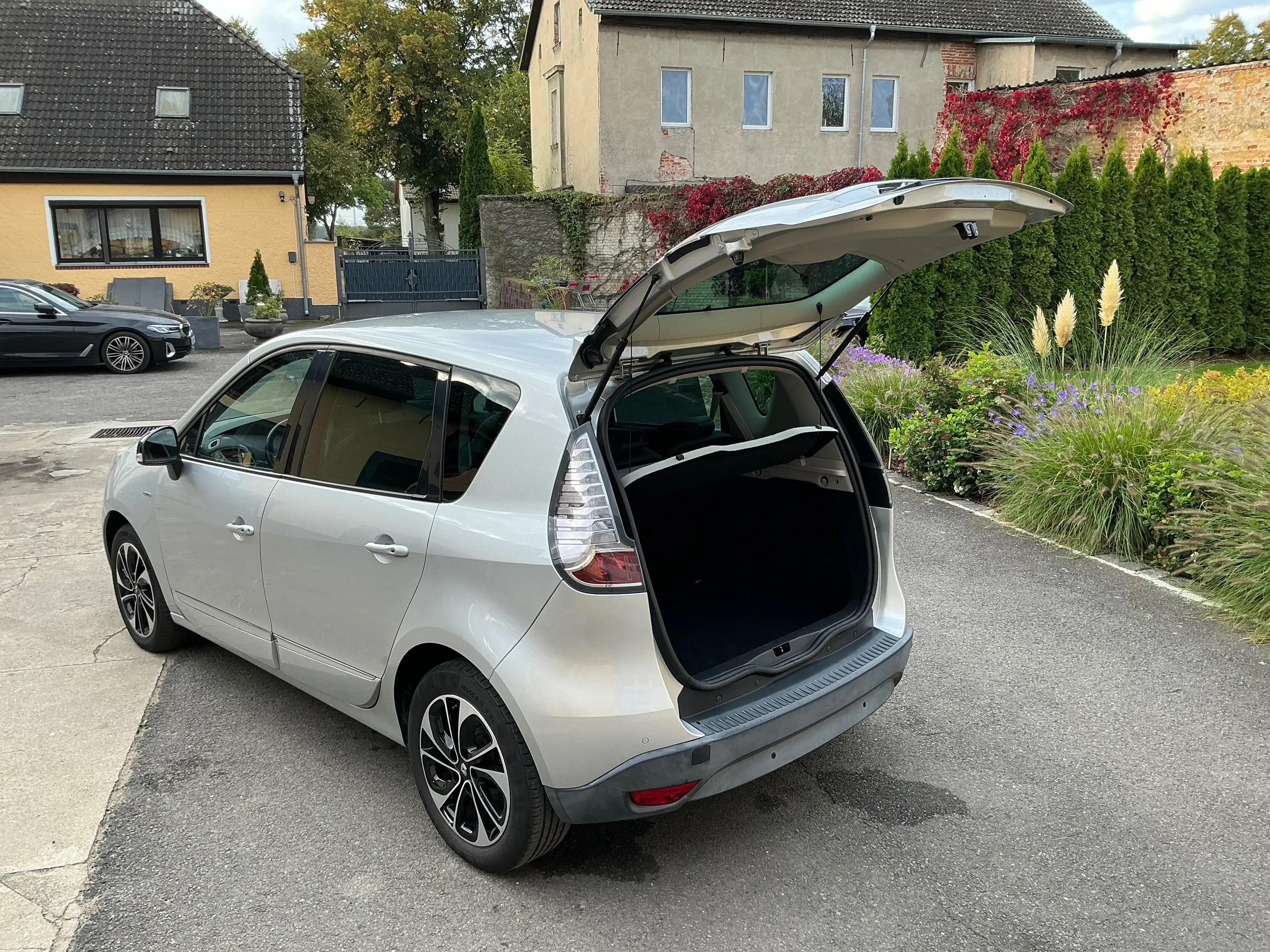 Renault Scenic BOSE Edition — photo 9