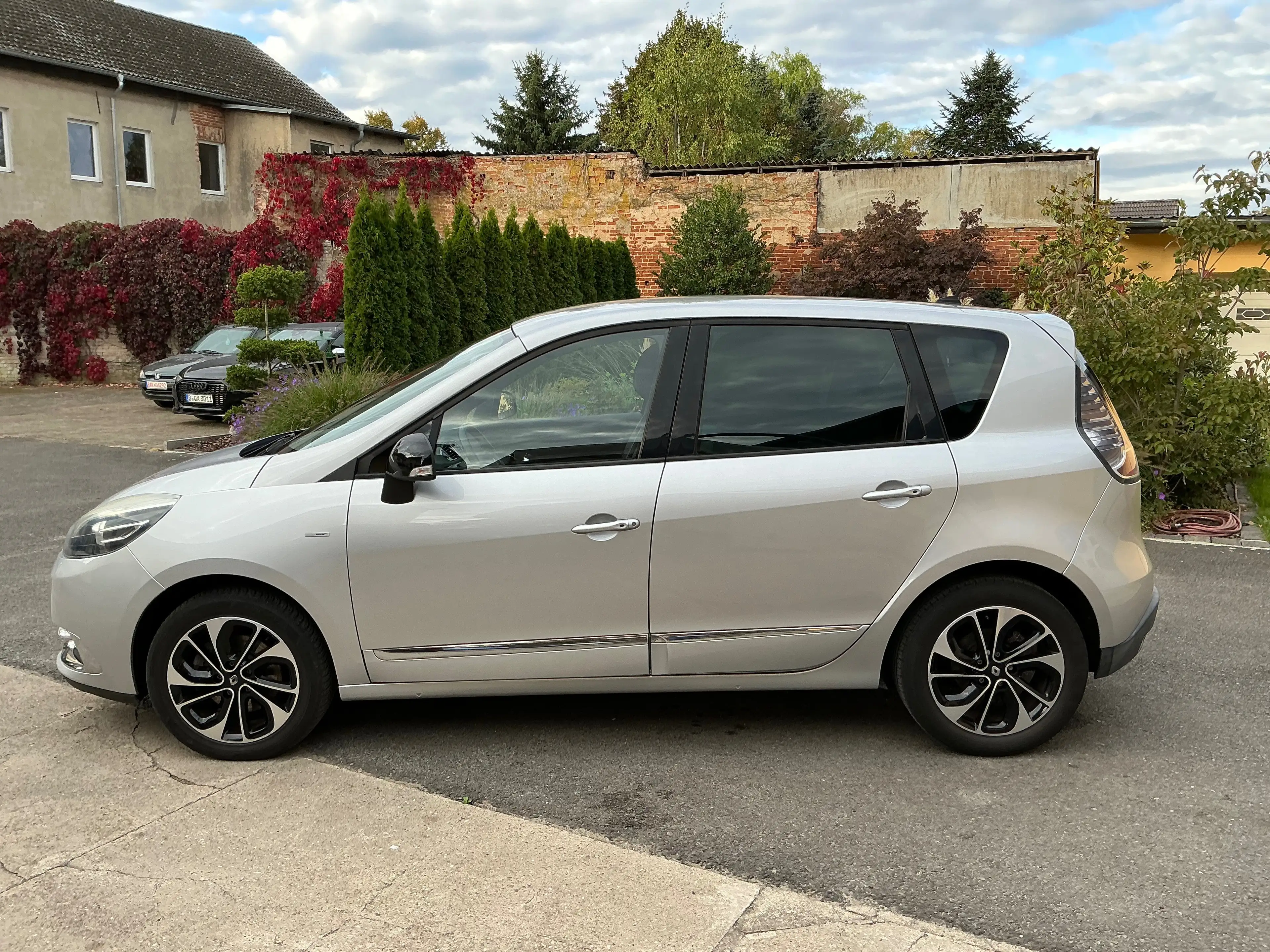 Renault Scenic BOSE Edition — photo 8