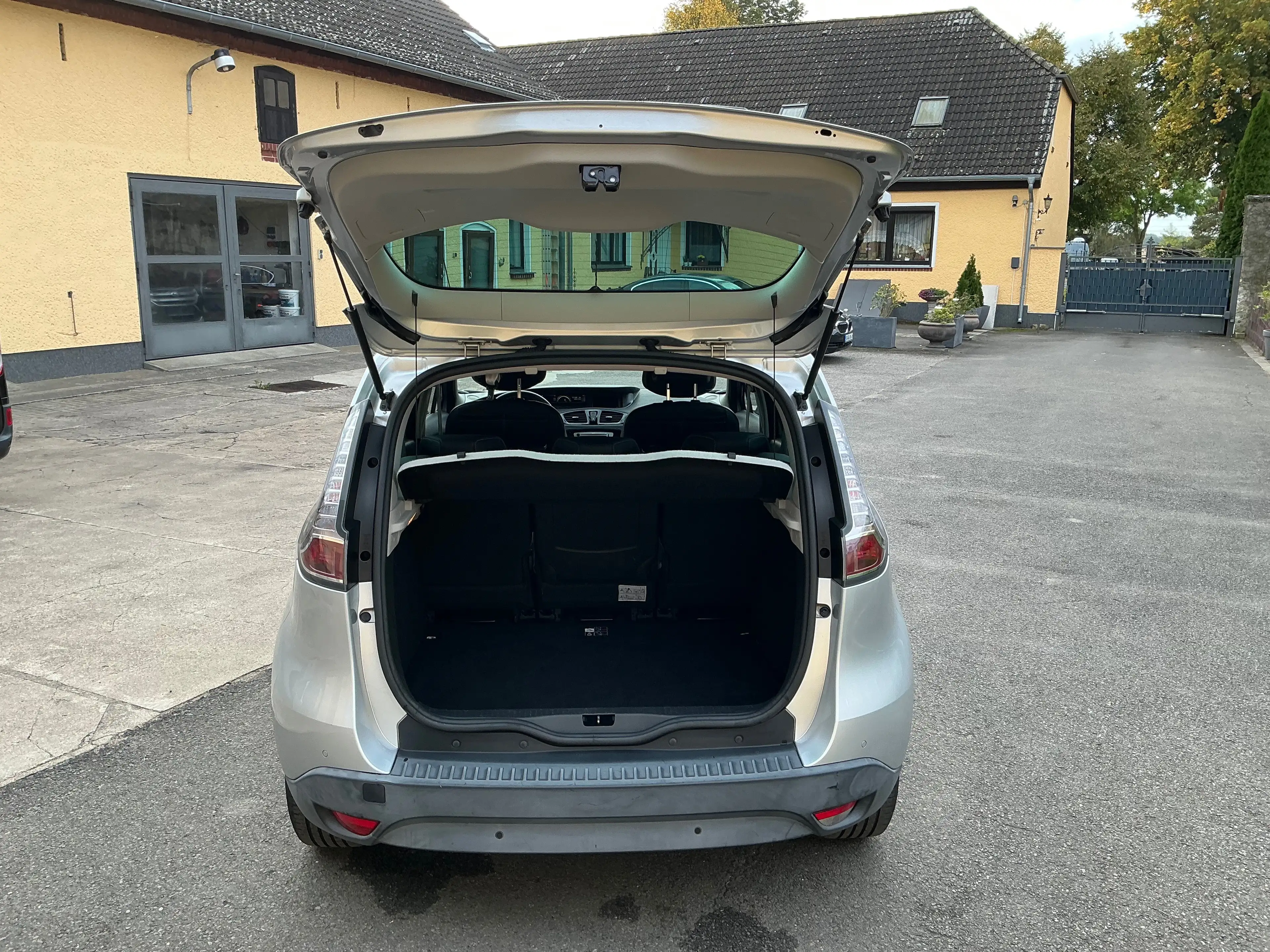 Renault Scenic BOSE Edition — photo 10