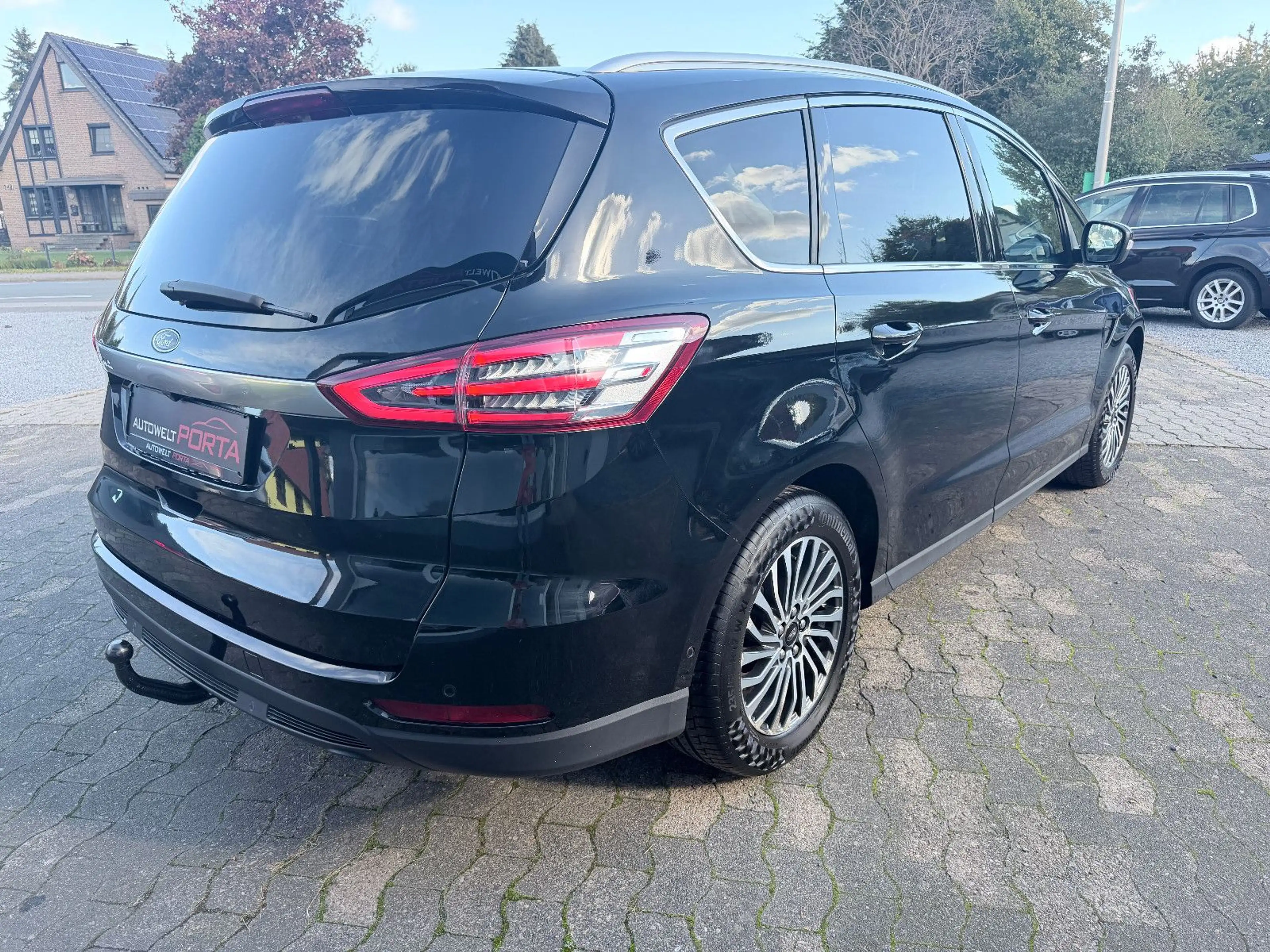 Ford S-Max S-MAX Titanium/7-SITZER/LED/NAVI/SHZ/AHK — photo 5