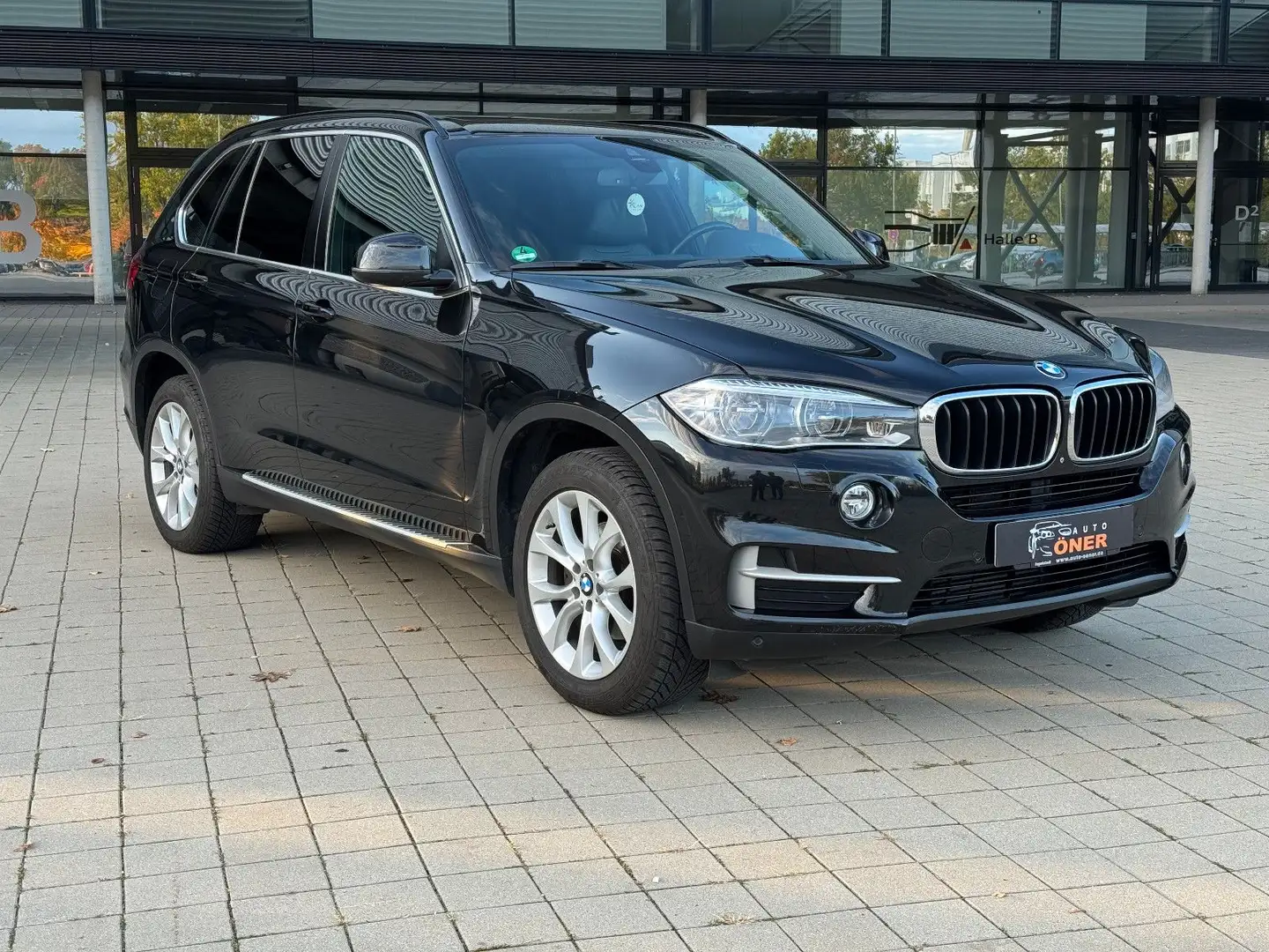 BMW X5 xDrive30d 7-Sitze*Standhz.*360-Kamera*Pano* Schwarz - 1
