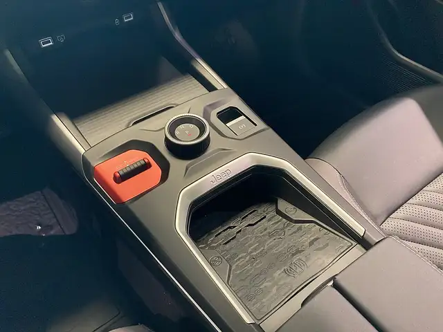 Jeep Compass EV 74kWh First Edition Ansicht 8