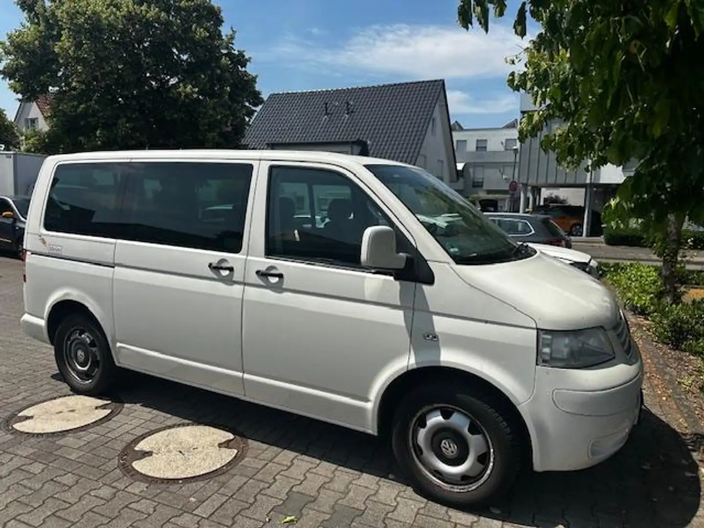 Volkswagen T5 Multivan Startline Blanc - 1