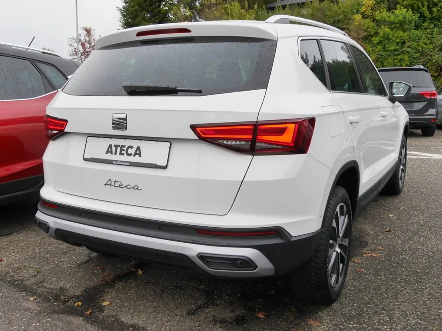 SEAT Ateca Style Edition 1.5 TSI DSG Navi AHK LED Wit - 2