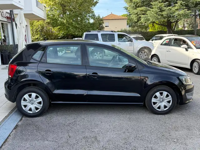 Volkswagen Polo view 7
