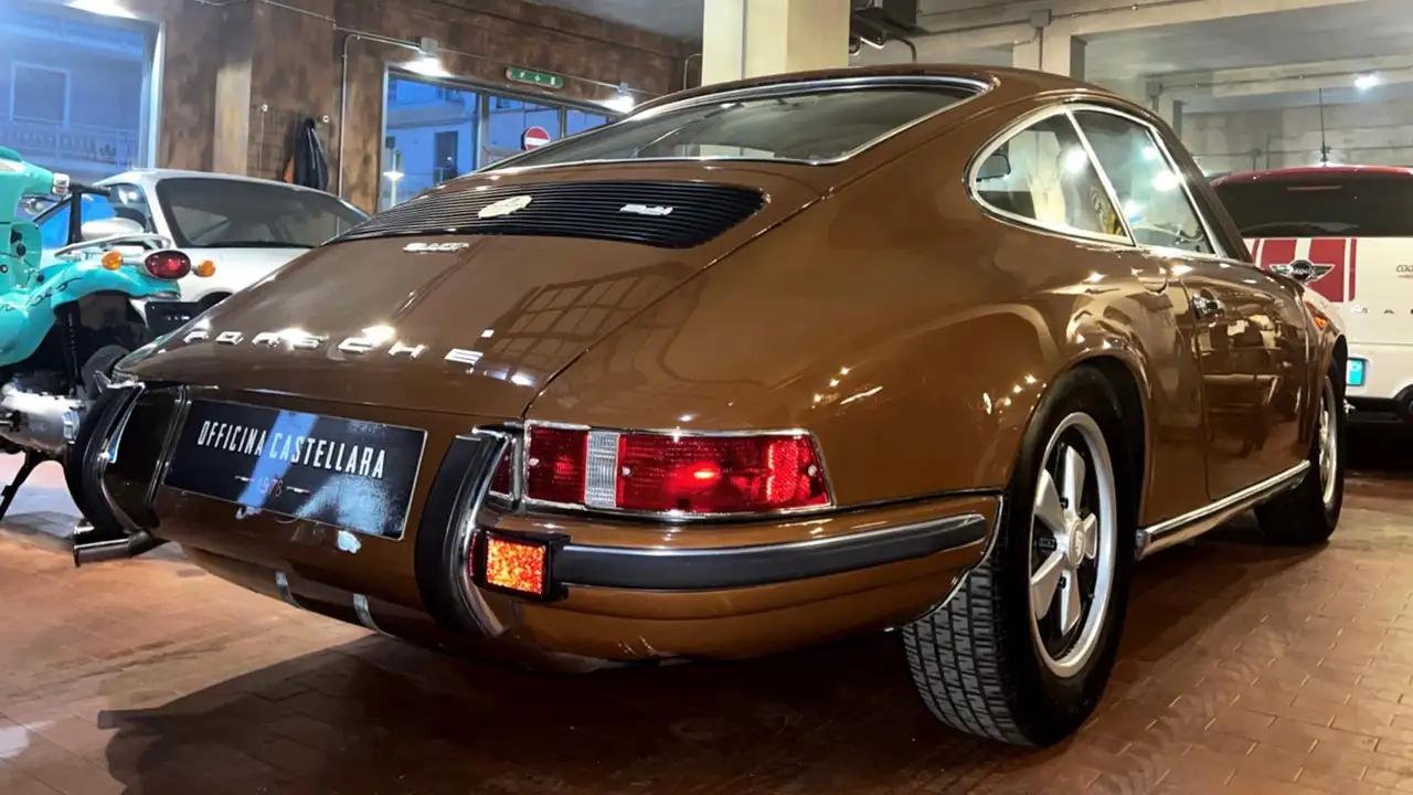 Porsche 911 T 2400 MATCHING NUMBER / BELLISSIMA, foto 3