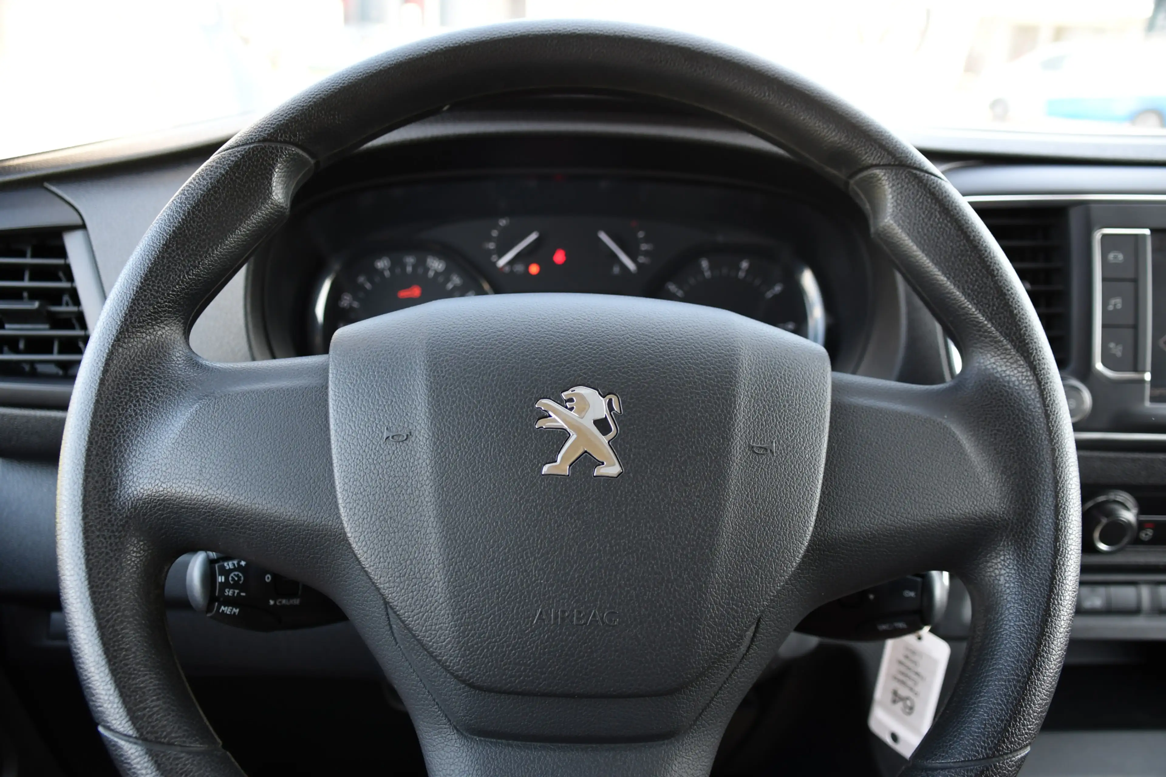Peugeot Expert 2.0 BlueHDI 145 L3 PB Edition Camera, Cruise, Carp — photo 14