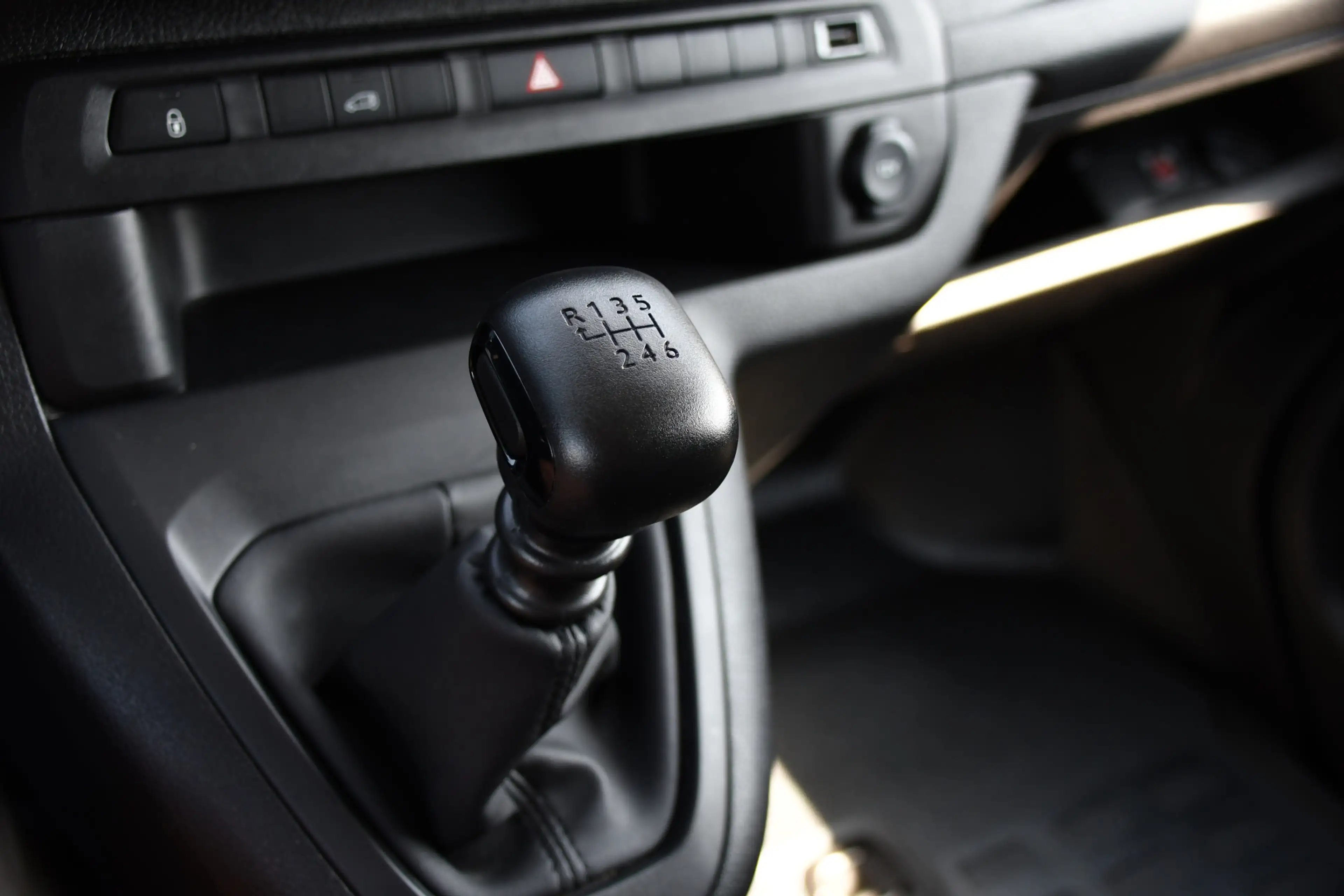 Peugeot Expert 2.0 BlueHDI 145 L3 PB Edition Camera, Cruise, Carp — photo 26