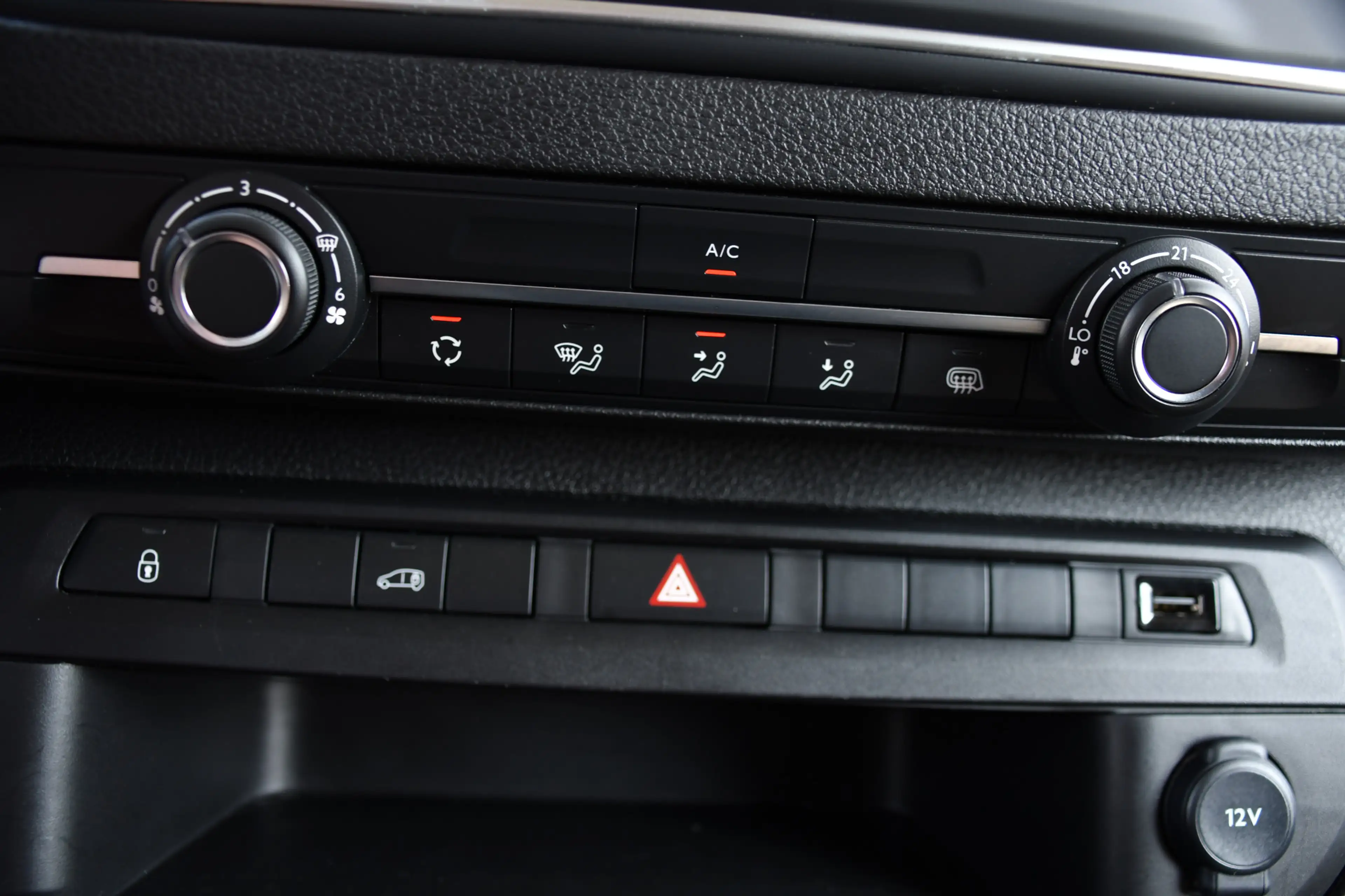 Peugeot Expert 2.0 BlueHDI 145 L3 PB Edition Camera, Cruise, Carp — photo 24