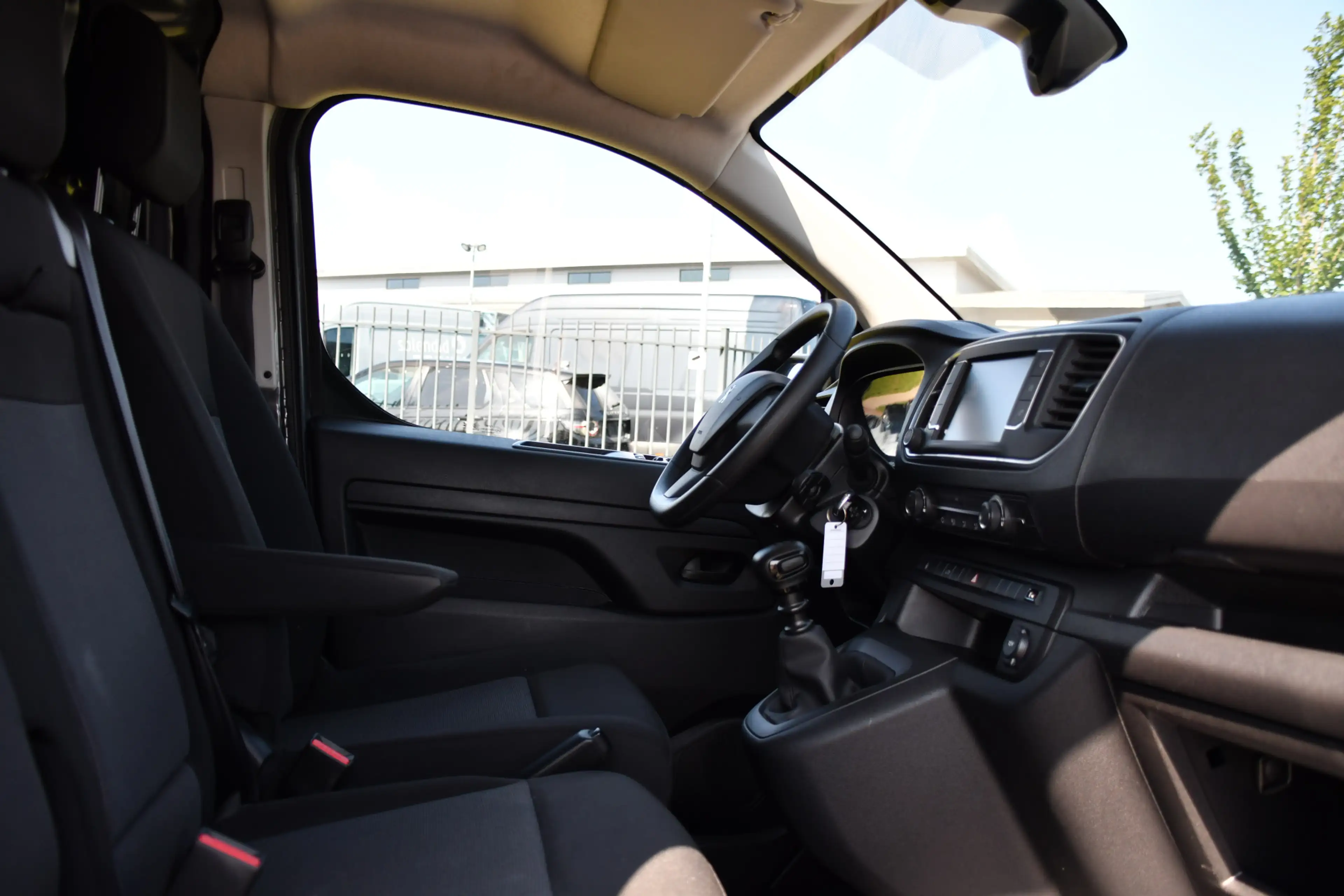 Peugeot Expert 2.0 BlueHDI 145 L3 PB Edition Camera, Cruise, Carp — photo 25