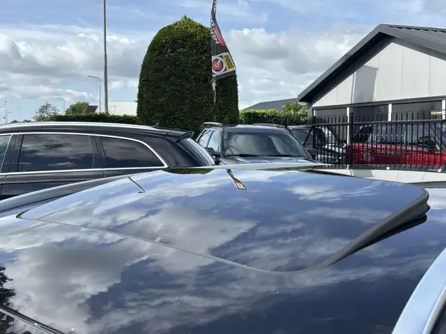 Mercedes-Benz E-Class view 7