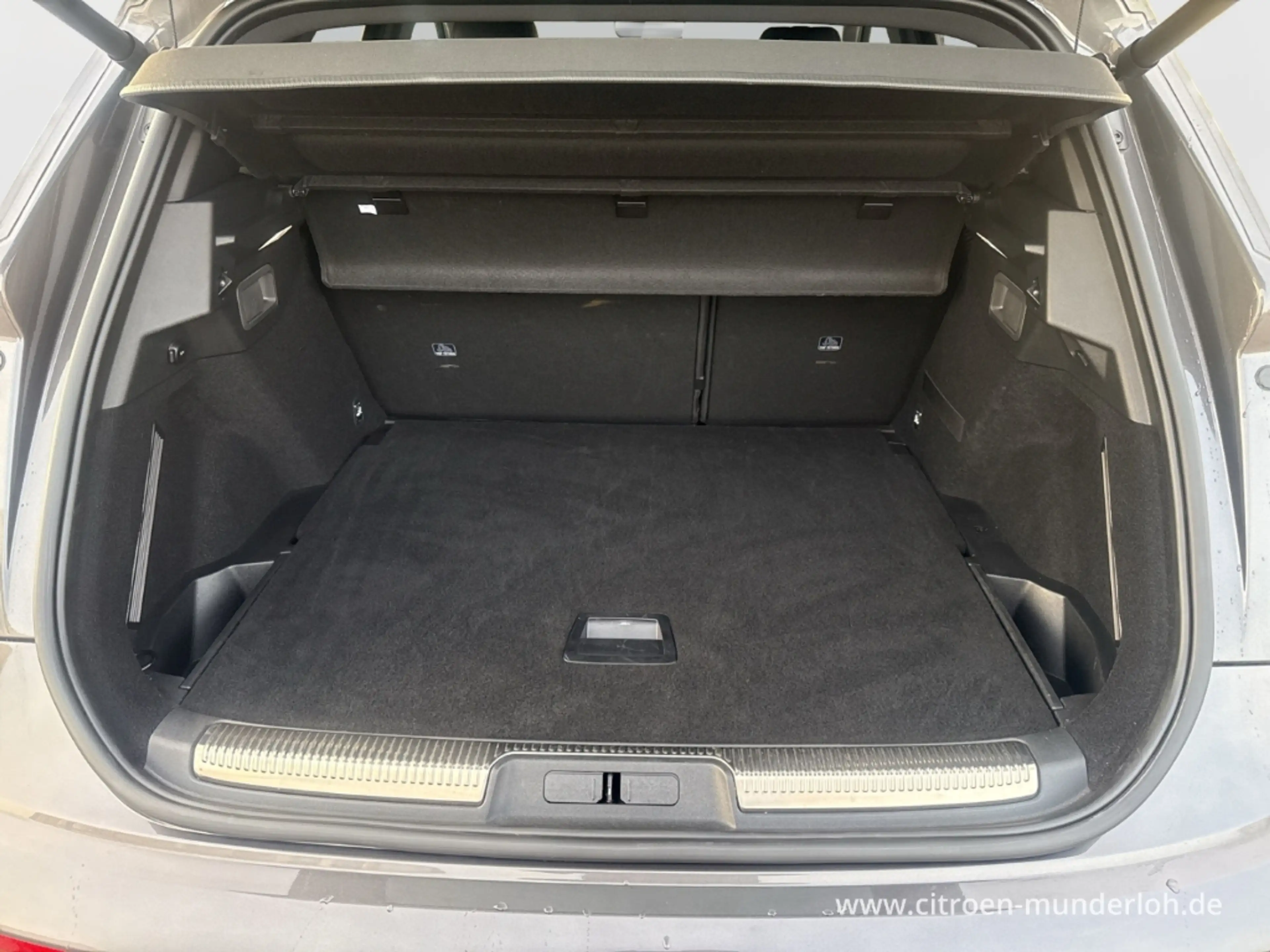 DS Automobiles DS 7 E-Tense 300 kW Performance Line + 4x4  NAVI HiFi N — photo 6