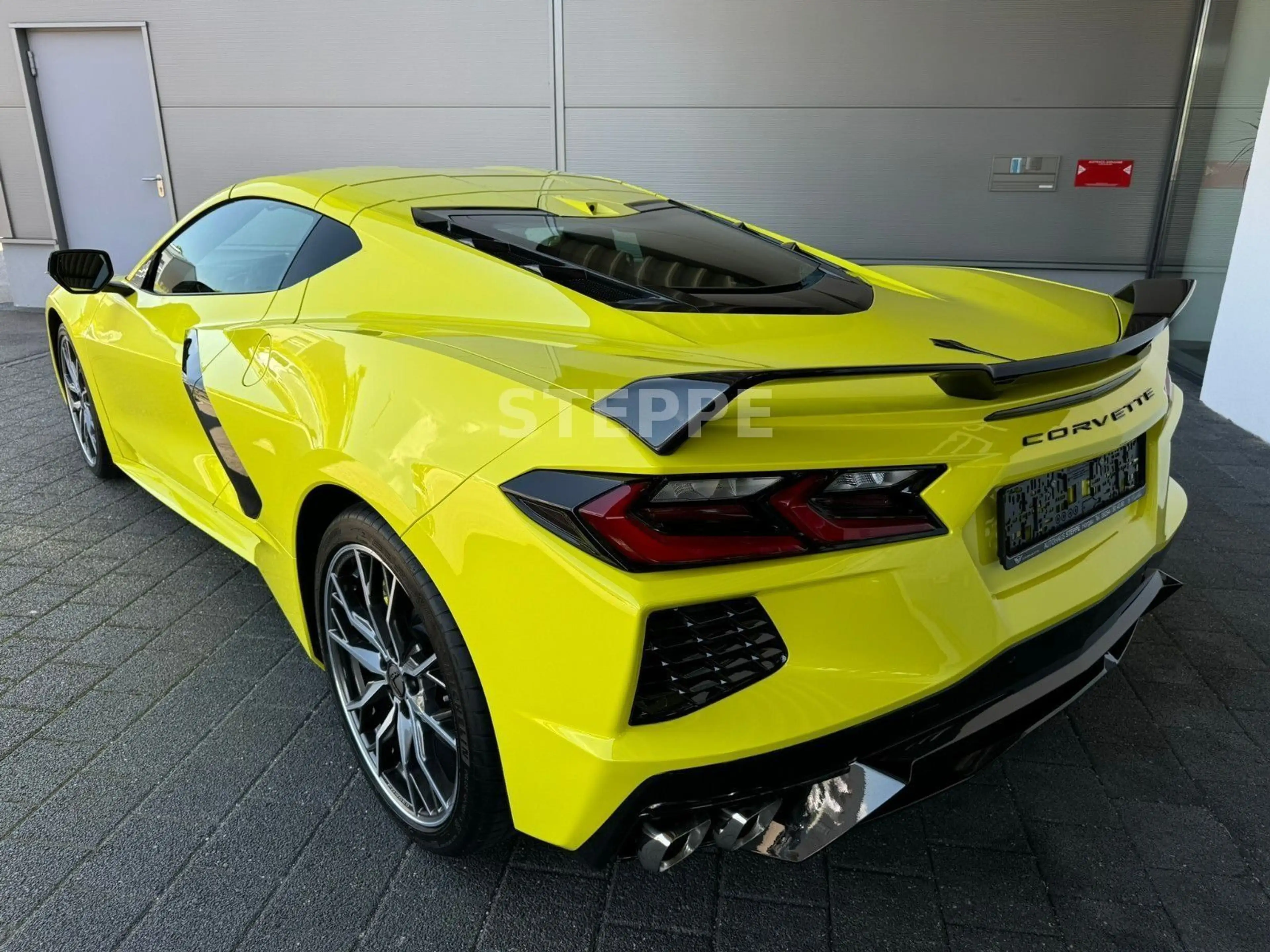 Corvette C8 Stingray Coupe 6,2 V8 3LT Europamodell STEPPE — photo 4