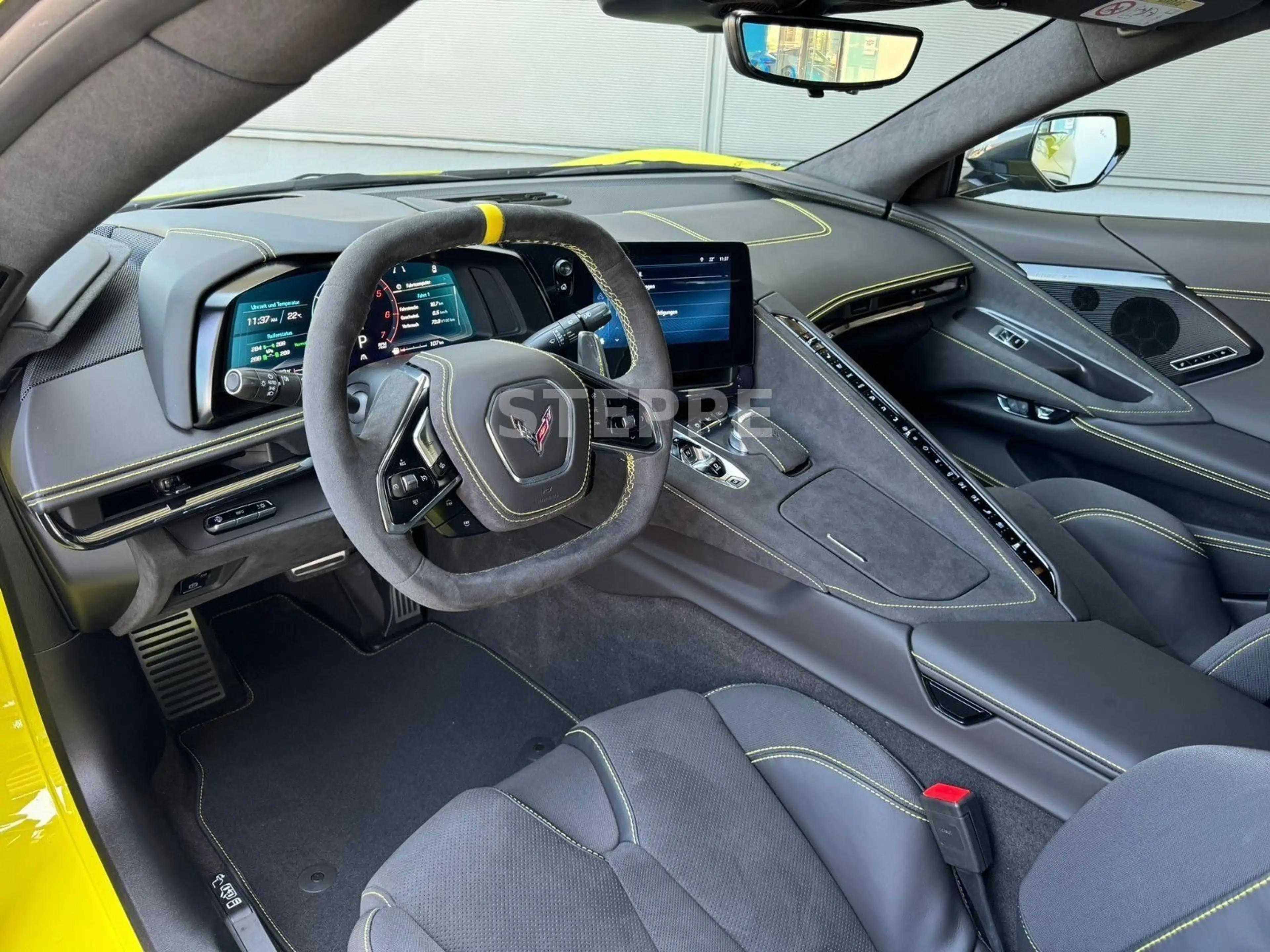 Corvette C8 Stingray Coupe 6,2 V8 3LT Europamodell STEPPE — photo 6