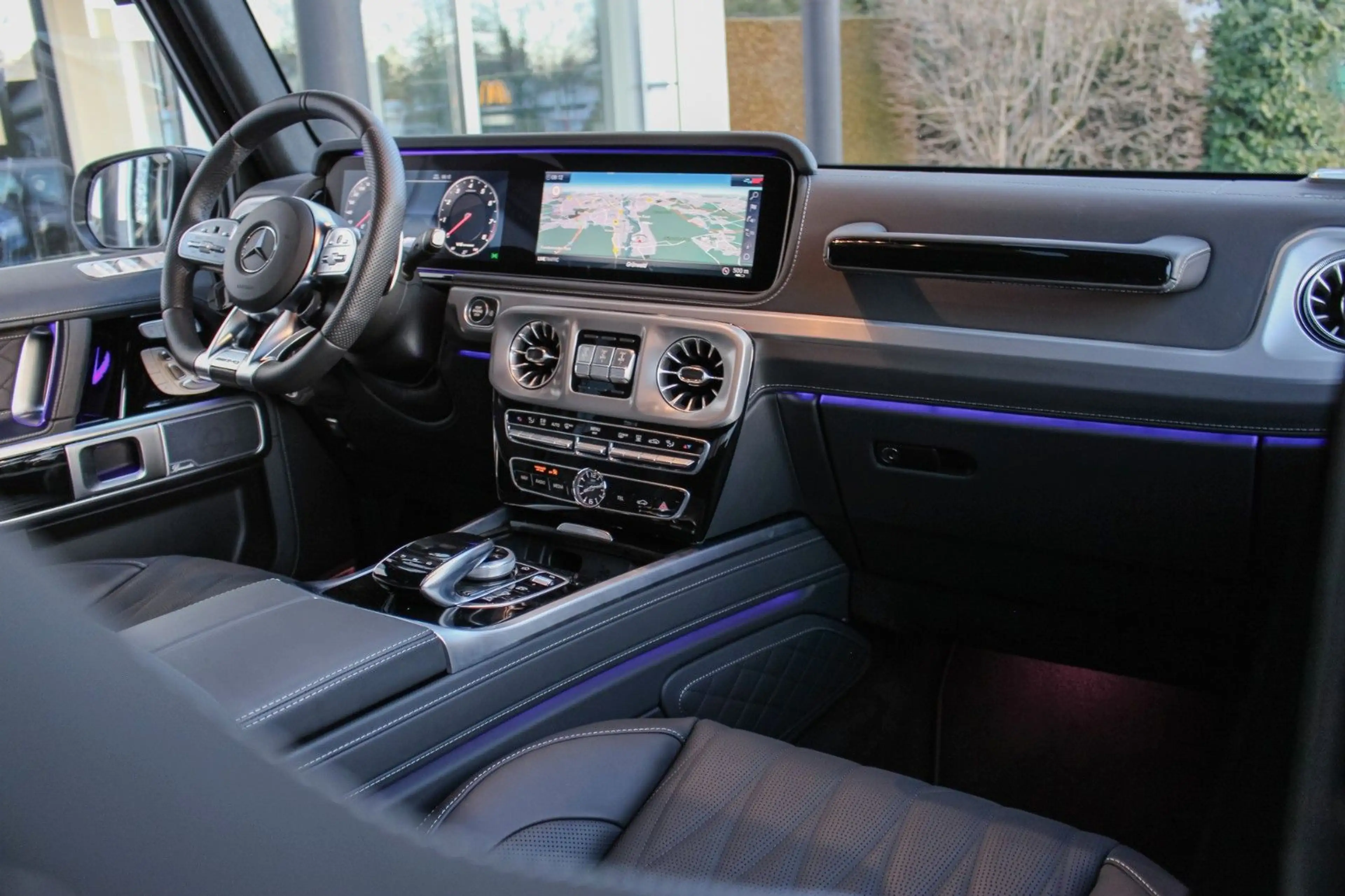 Mercedes-Benz G 63 AMG G63 AMG /NIGHT-PAKET / STANDHZG / ENTERTAINMENT — photo 22