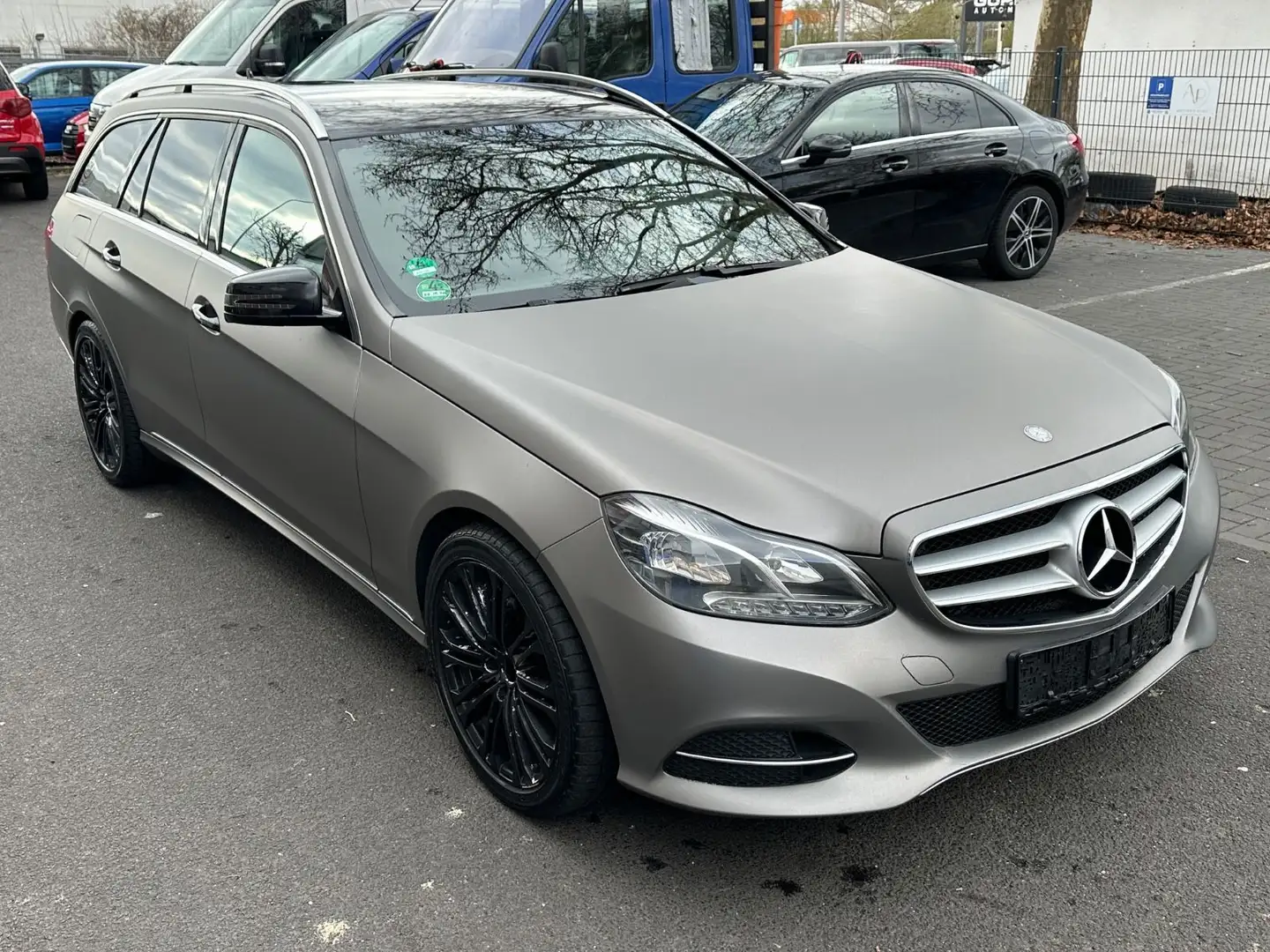 Mercedes-Benz E 350 T-Modell  BlueTec~EU6~LEDER Бежевий - 1