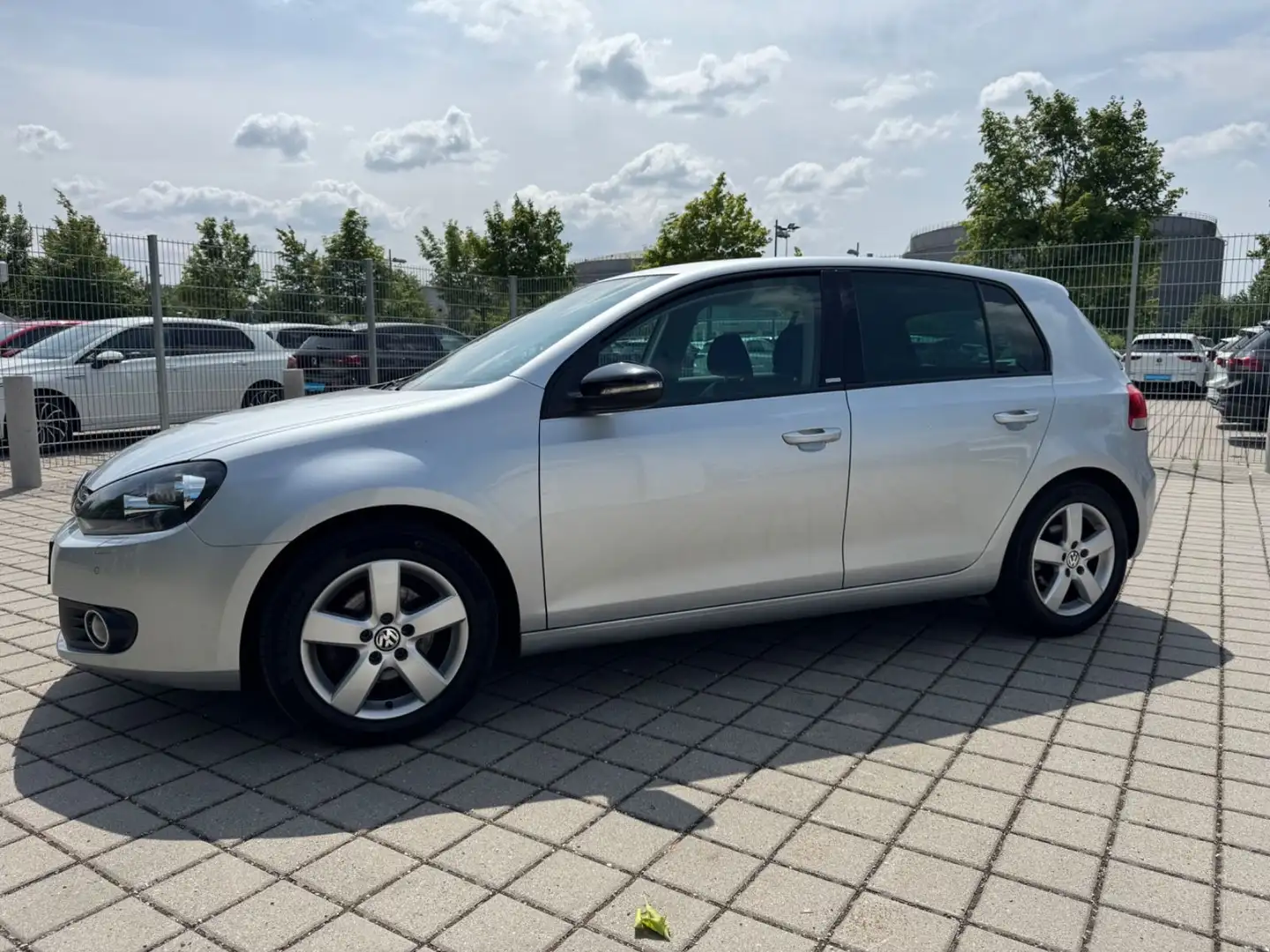Volkswagen Golf VI 1.6 TDI Style/1.Hand/Scheckheftgepflegt Argent - 1