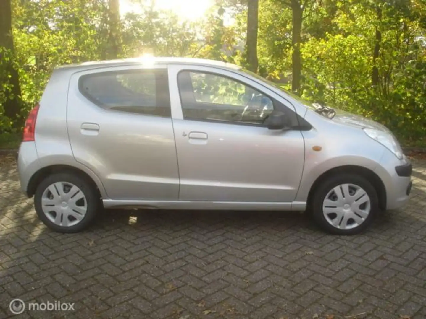 Nissan Pixo 1.0 Acenta Versnelling 4 defect Kenteken Belgie Grau - 2