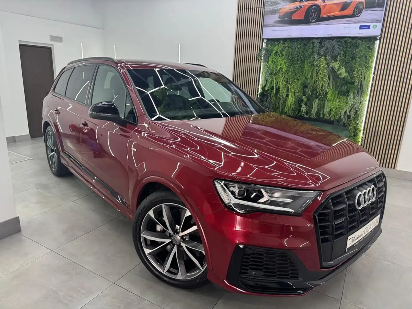 Audi Q7 S line 55 TFSIe 280kW(381CV) quattro tip Burdeos - 2