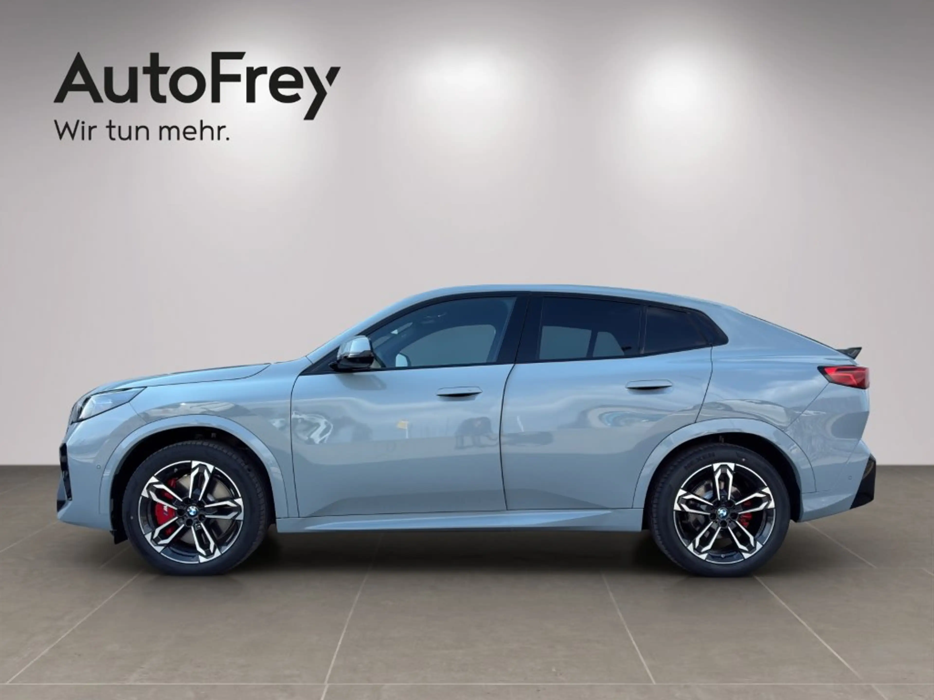 BMW iX2 eDrive20 — photo 5