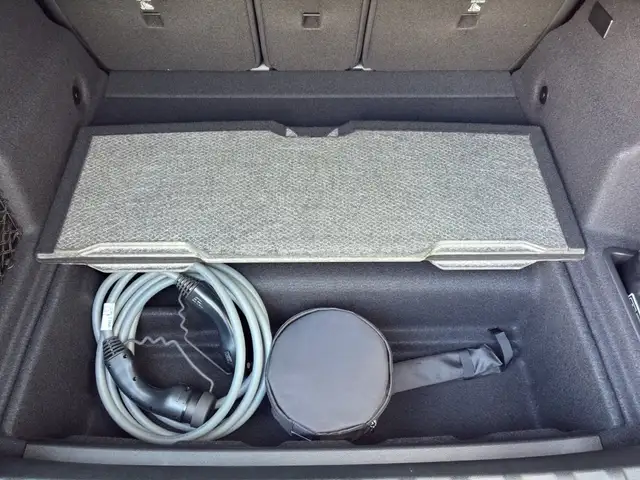BMW iX2 eDrive20 Ansicht 14