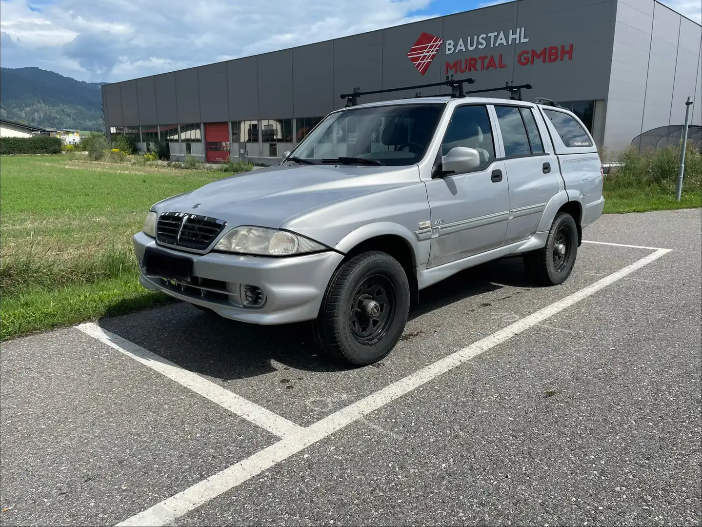 SsangYong Musso Musso 662 EL TDi Silber - 1
