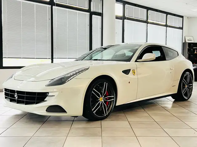 Ferrari FF