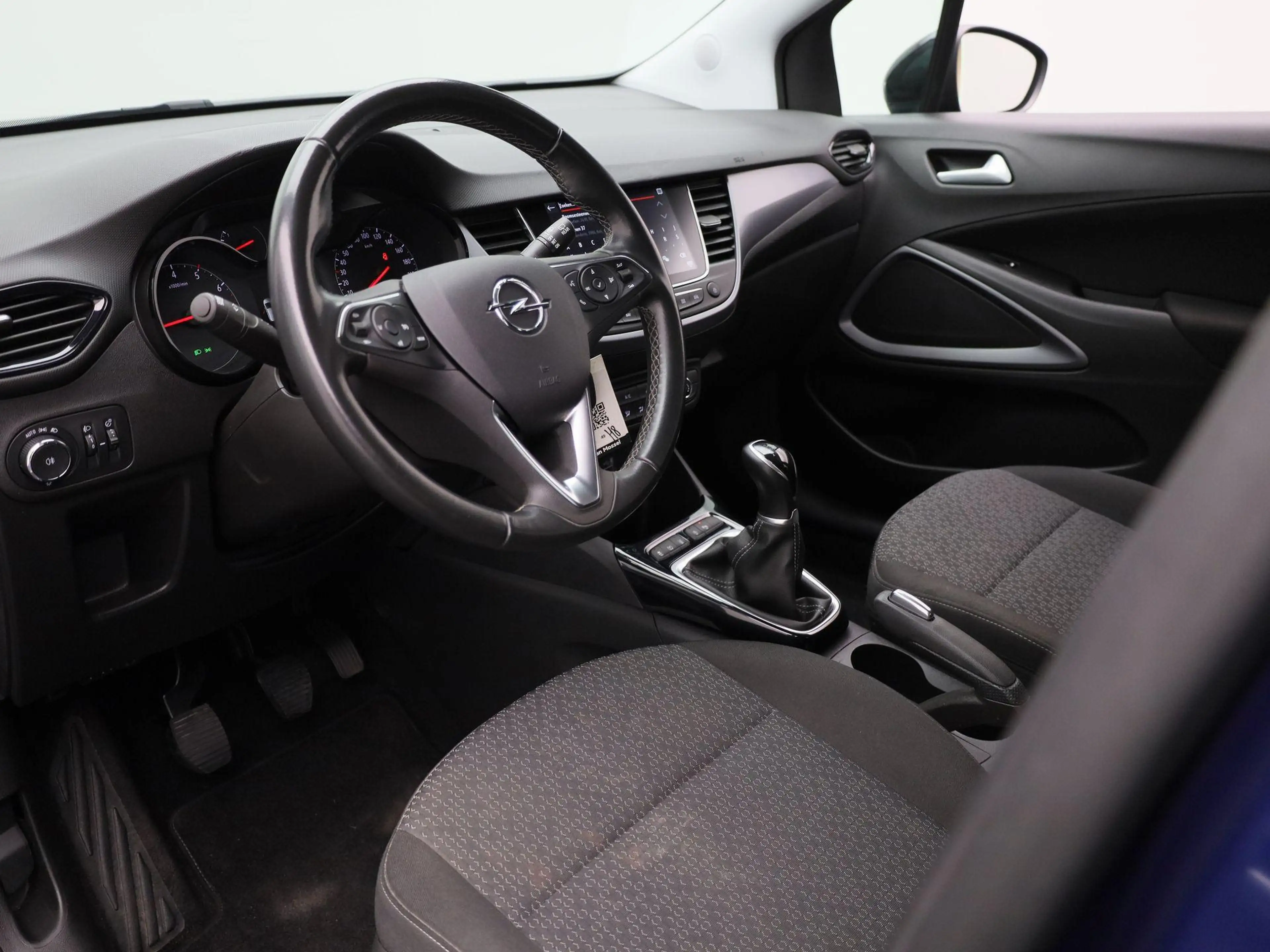 Opel Crossland X 1.2 60kW Edition — photo 15