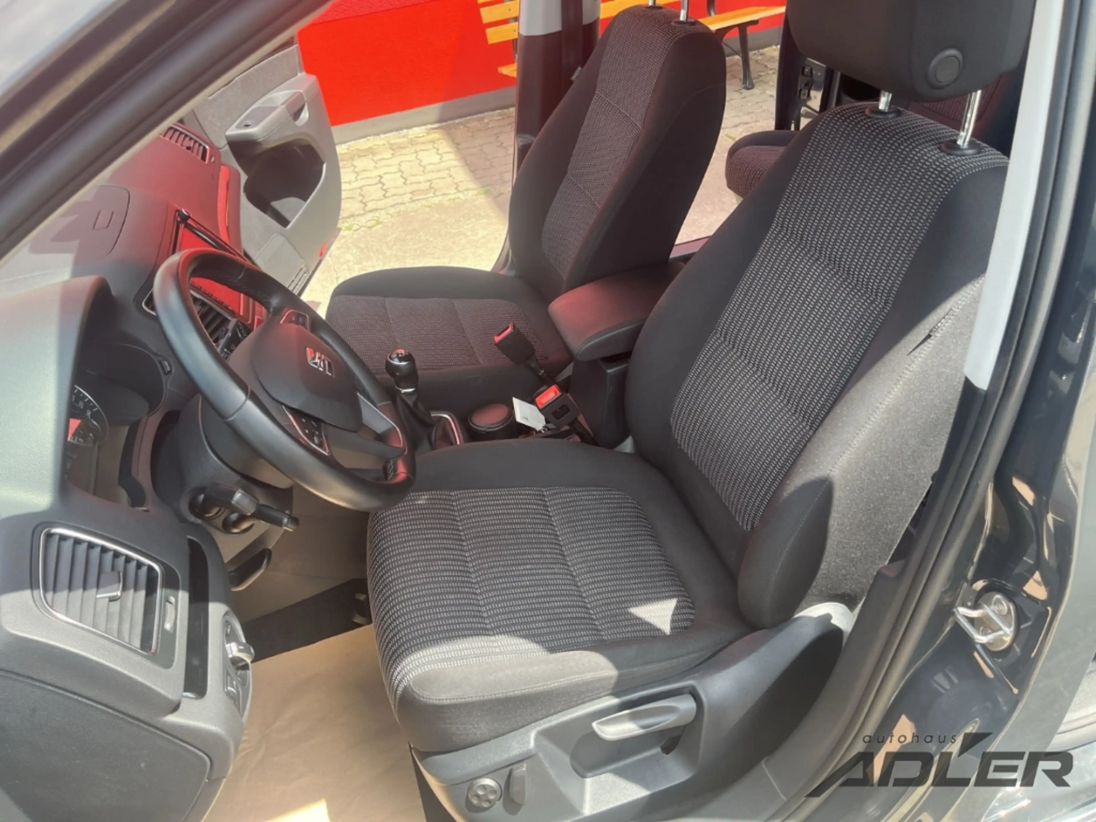 SEAT Alhambra Style 2.0 TDI KAMERA EL.SCHIEBE 3Z-KLIMA — photo 9