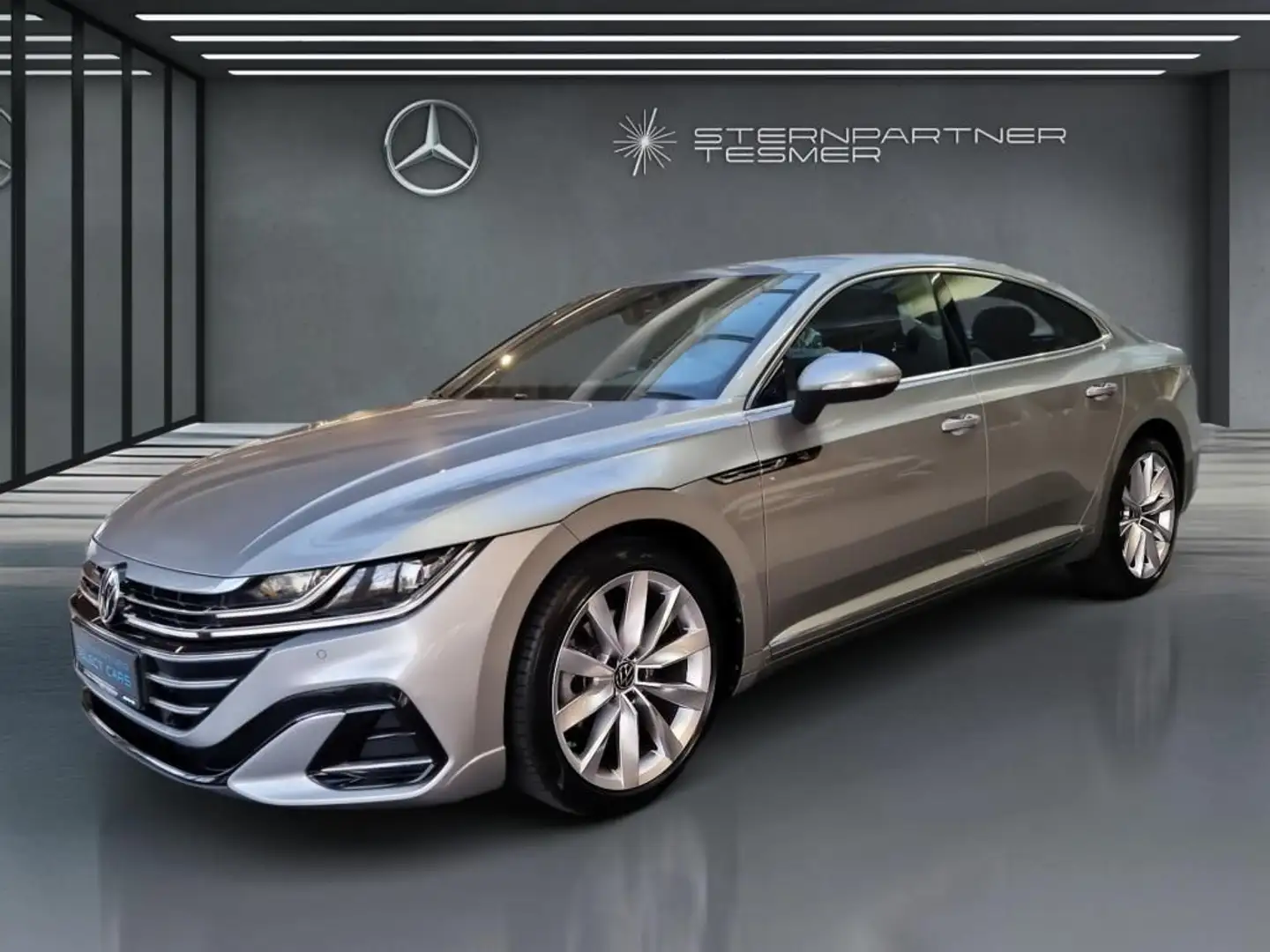 Volkswagen Arteon R-Line DAB+CarPlay+KAMERA+360°+NAVI+AUT Argent - 1