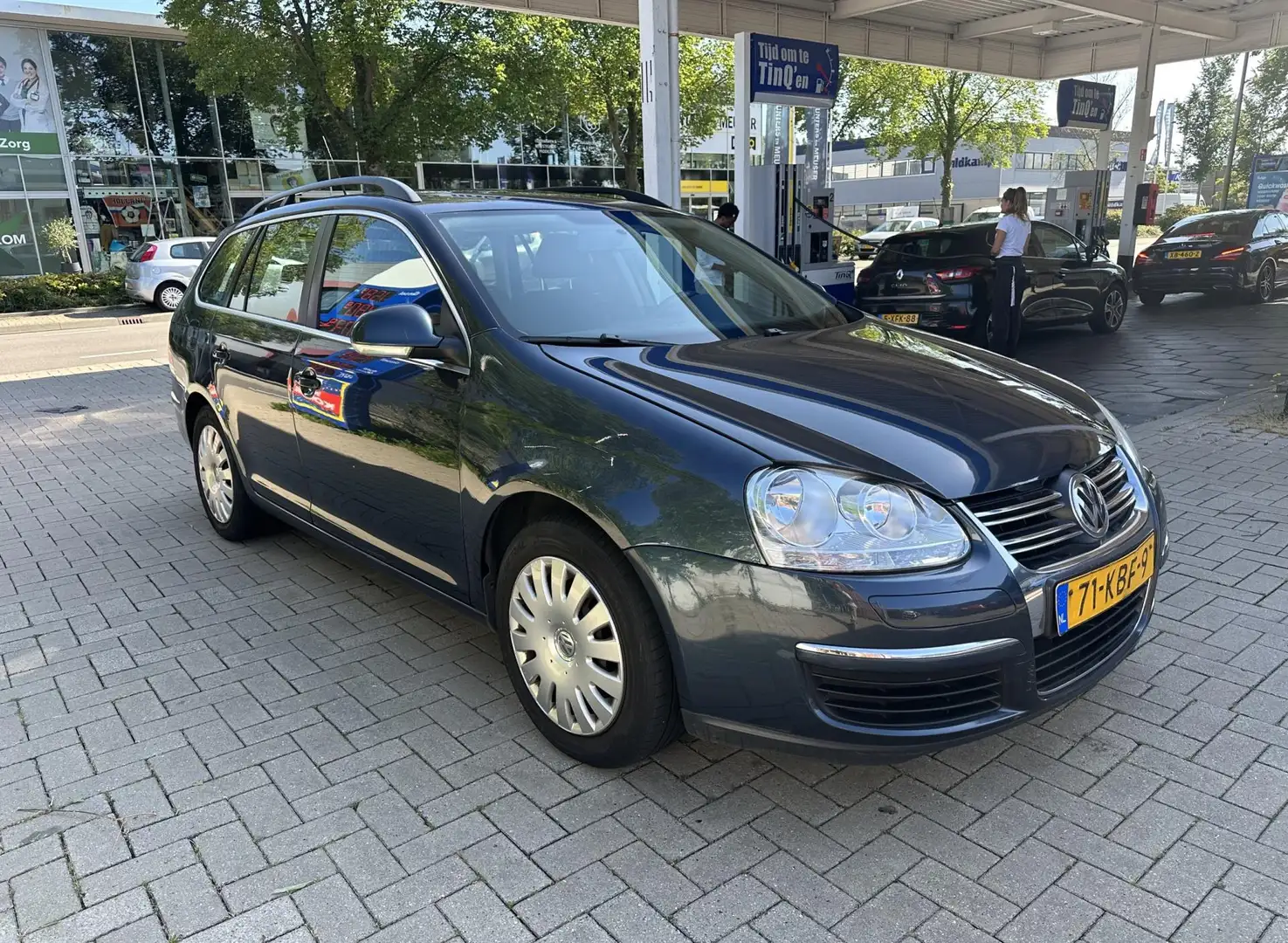 Volkswagen Golf Variant 1.4 TSI Comfortline Grijs - 2