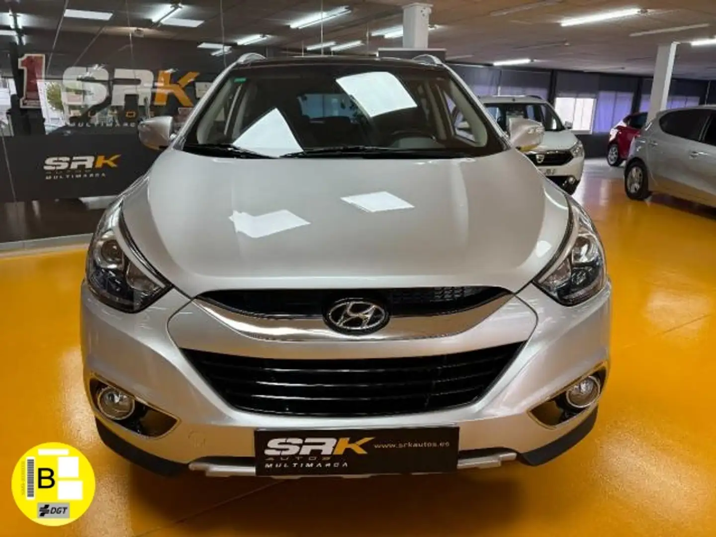 Hyundai iX35 1.7CRDI Essence 4x2 Plateado - 2
