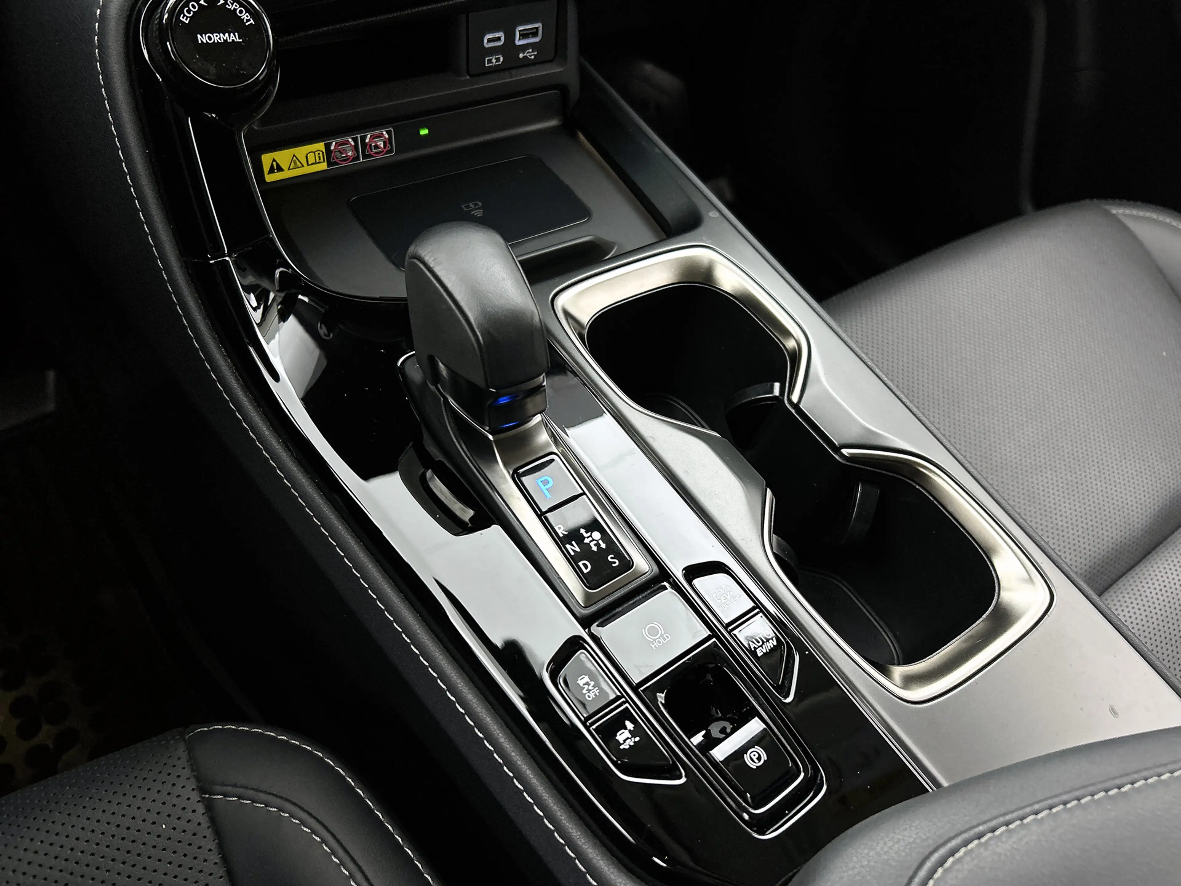 Lexus NX 450h+ AWD Luxury Line | BTW voertuig | Blind Spot monito — photo 13