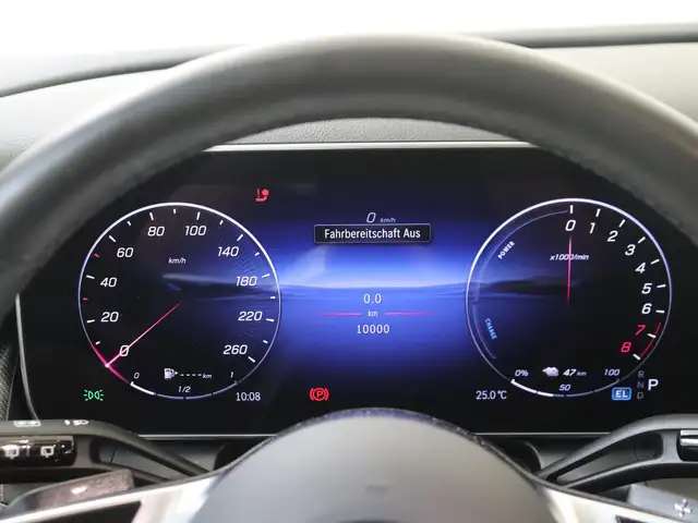 Mercedes-Benz GLC view 12
