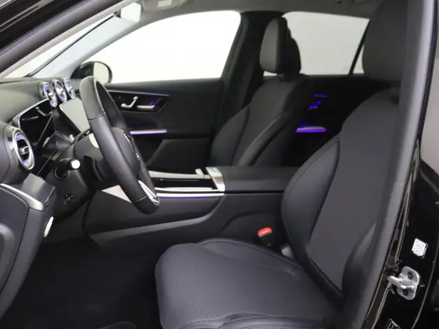 Mercedes-Benz GLC view 11