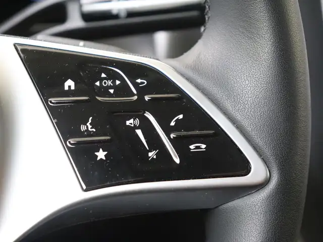 Mercedes-Benz GLC view 14