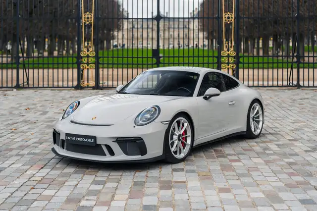Porsche 991 .2 GT3 Touring - great spec, 8 400 km, front PPF