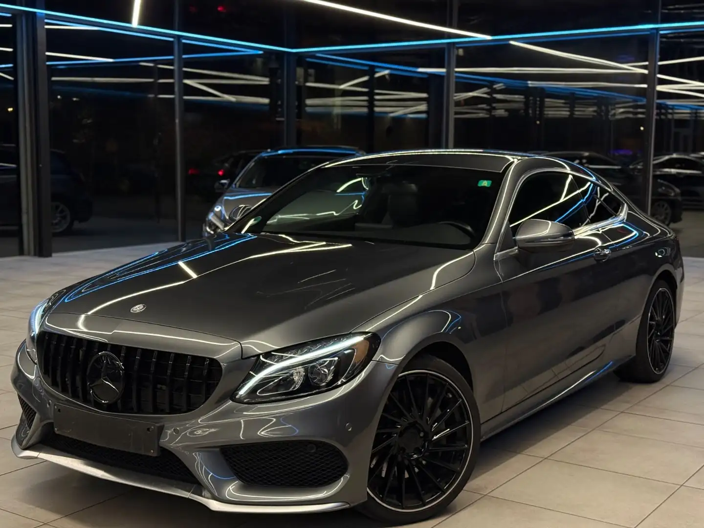 Mercedes-Benz C 300 Coupe*AMG LINE*2.HAND*BURMESTER*AMBIENTE* Grey - 1