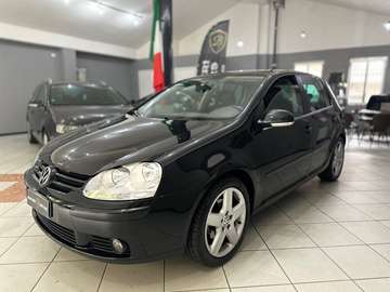 Golf V 1.9 tdi Gt Sport | NEOPATENTATI |