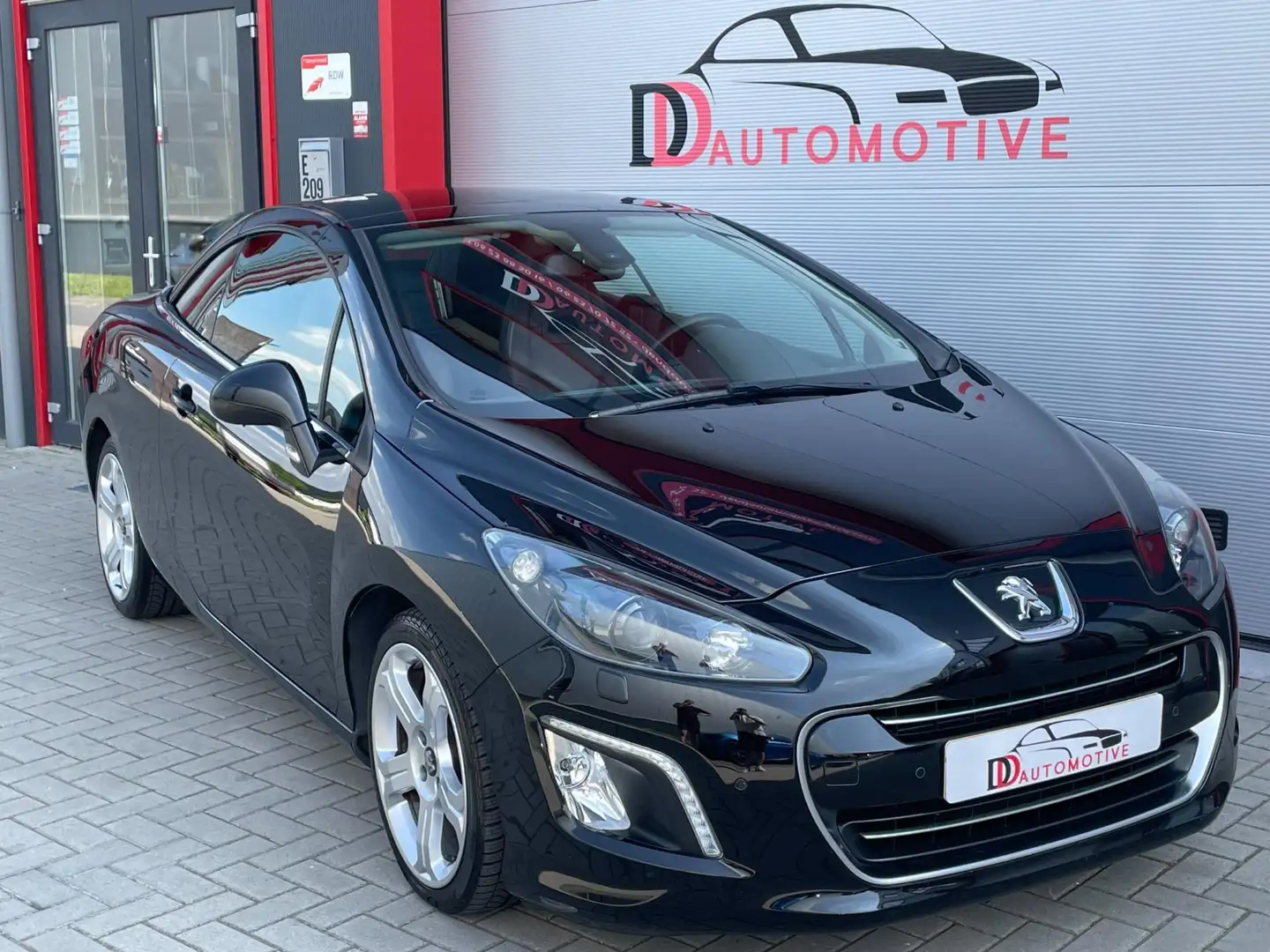 Peugeot 308 CC 1.6 THP Feline Cabrio AUT/MEMORYNAVI/XENON/CLIM Negro - 2